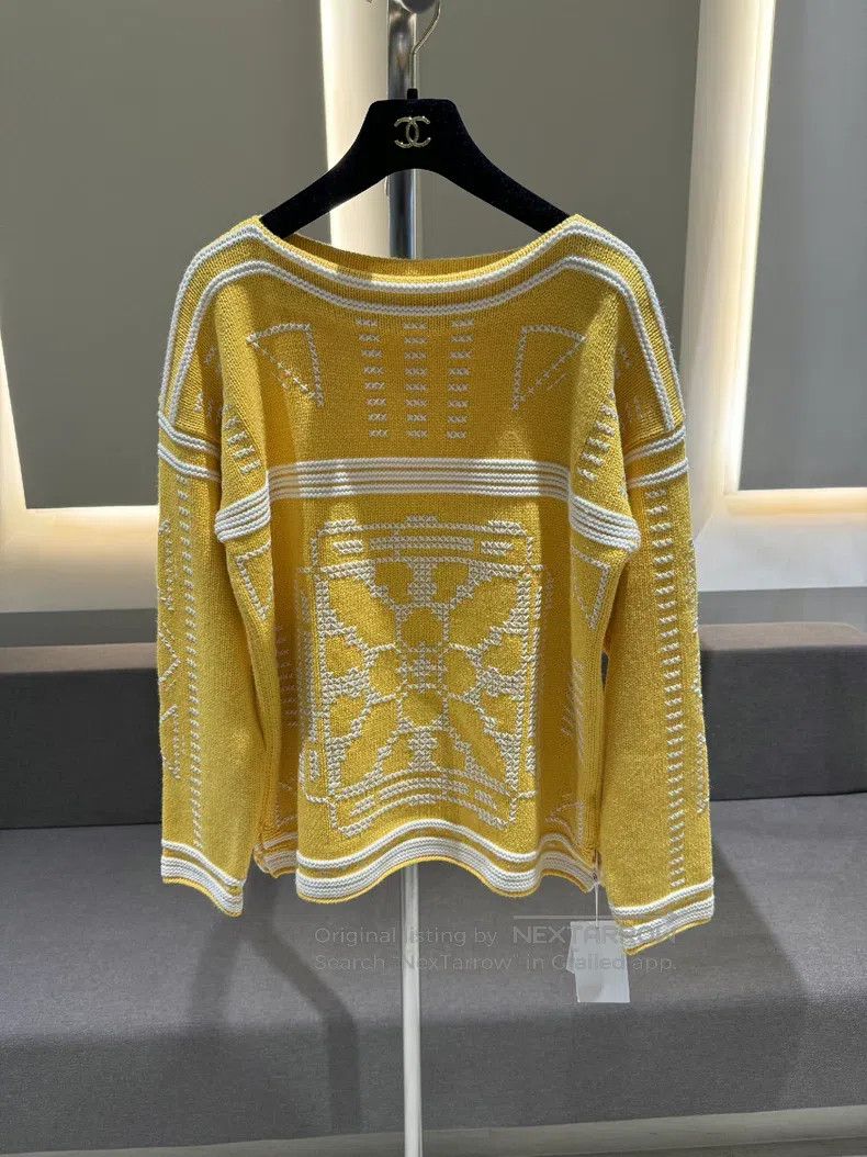 Hermes Hermes Yellow and white color block cross-stitch sweater Size XXS / US 00 / IT 34 - 1 Thumbnail