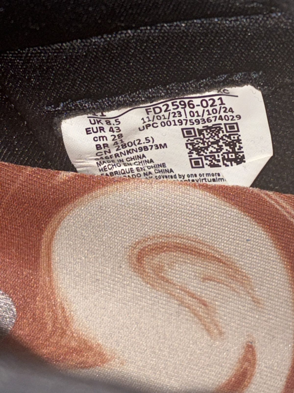 Jordan Brand Nike Air Jordan 1 Retro High OG “Latte” Size US 11 / IT 41 - 9 Thumbnail