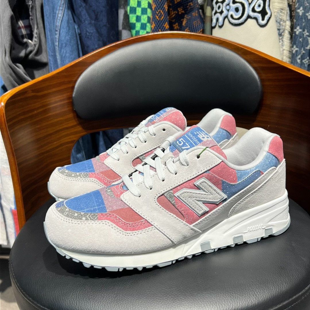 New Balance New Balance Collab Lowtop Sneakers 10.5 Men Size US 10.5 / EU 43-44 - 1 Thumbnail