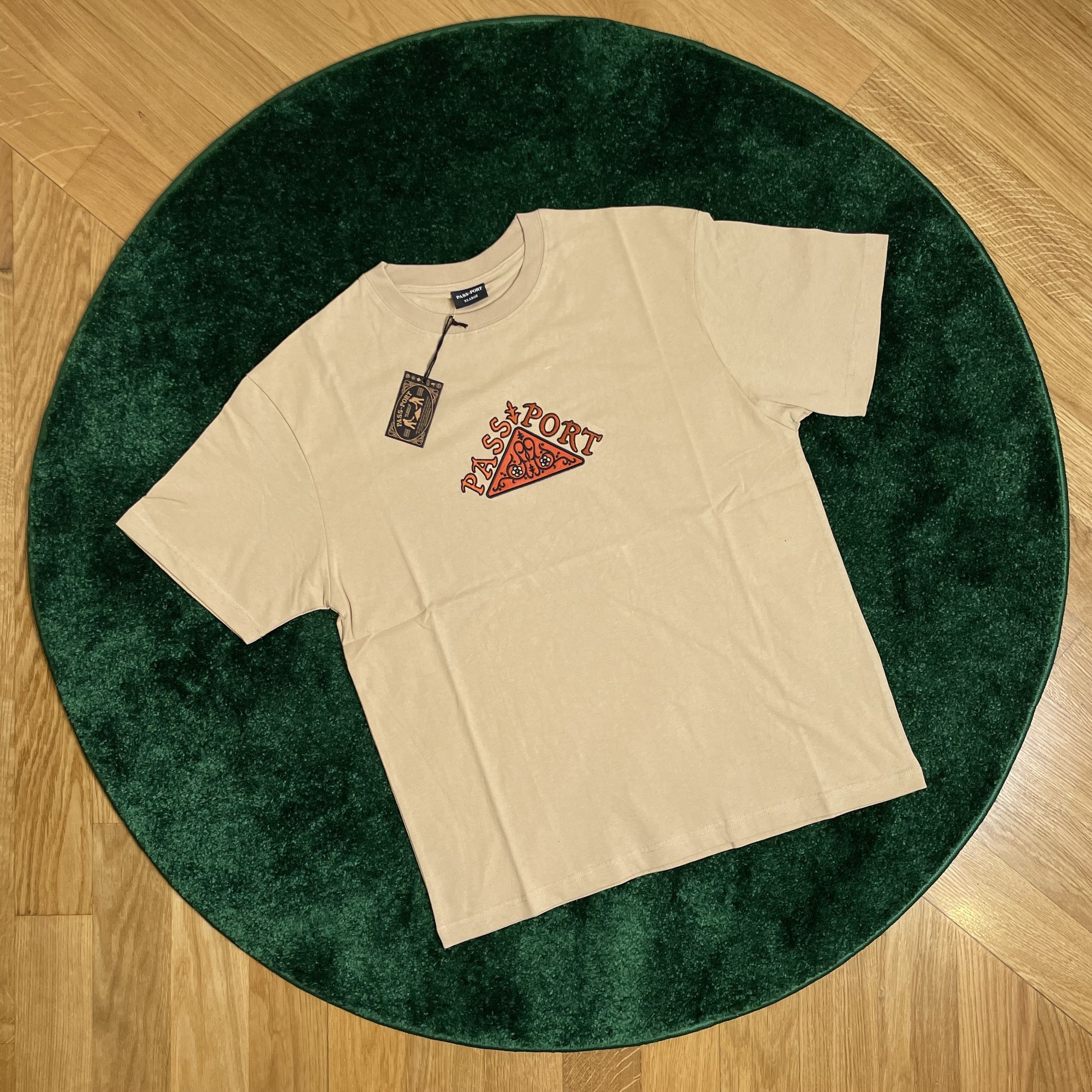 【関税・送料込み】PASS~PORT Front Script Logo T-Shirt Passport Pass~Port Manuscript Tee | Grailed