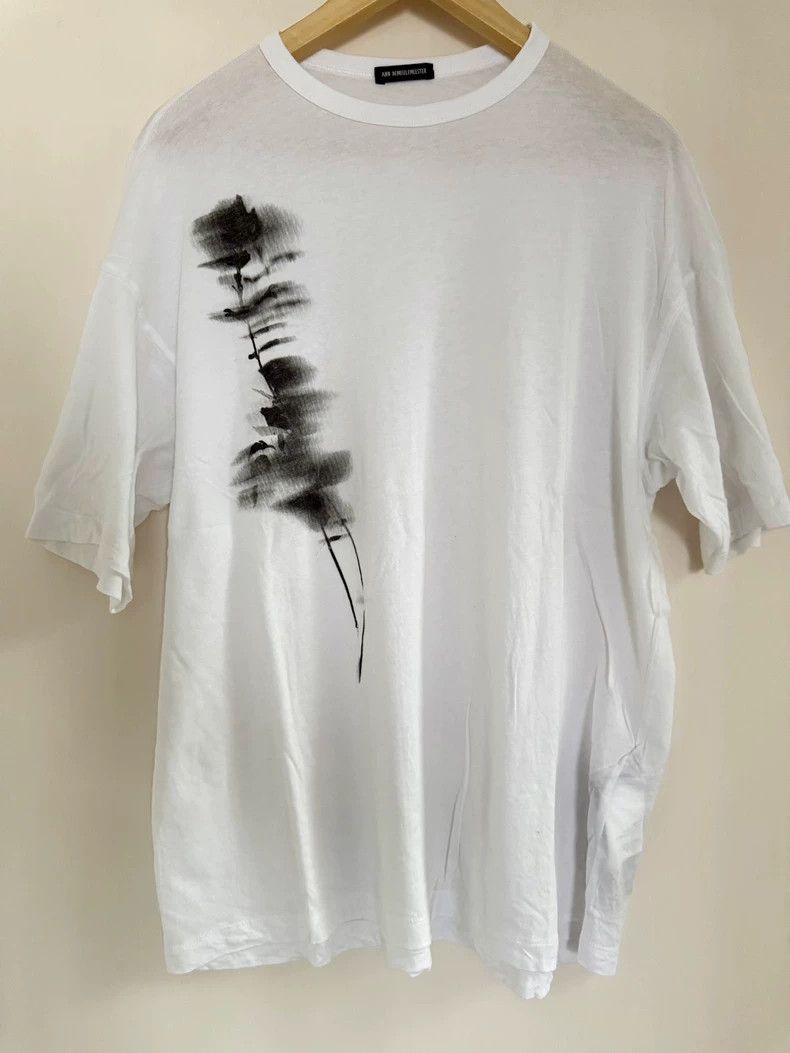 Ann Demeulemeester Ann Demeulemeester Classic Tulip Graphic short sleeves Size US S / EU 44-46 / 1 - 1 Thumbnail