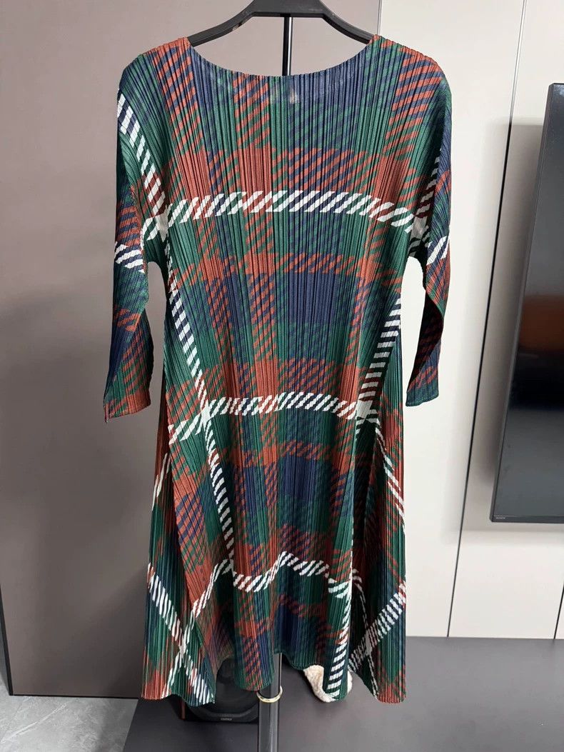 Issey Miyake Issey Miyake size:3 Brown and blue checkered dress Size S / US 4 / IT 40 - 2 Thumbnail