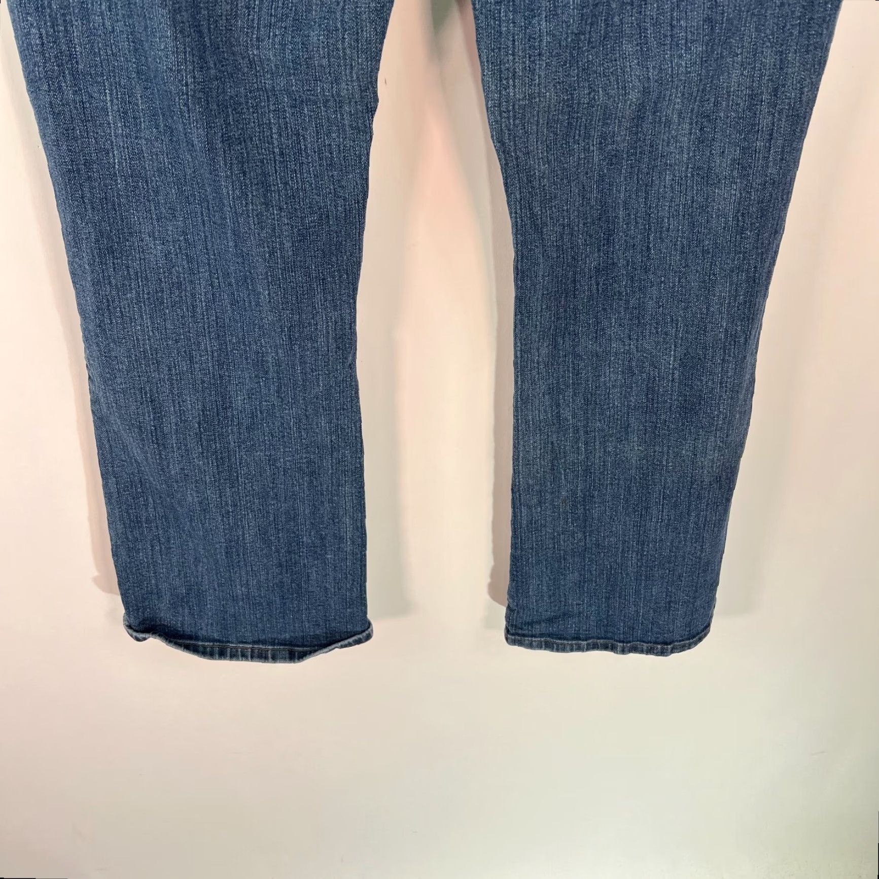 Lee Lee Jeans Main Selling Point: Comfort Waistband Stretch Straight Leg Blue Denim Size 36X30 Mens Size US 36 / EU 52 - 7 Thumbnail