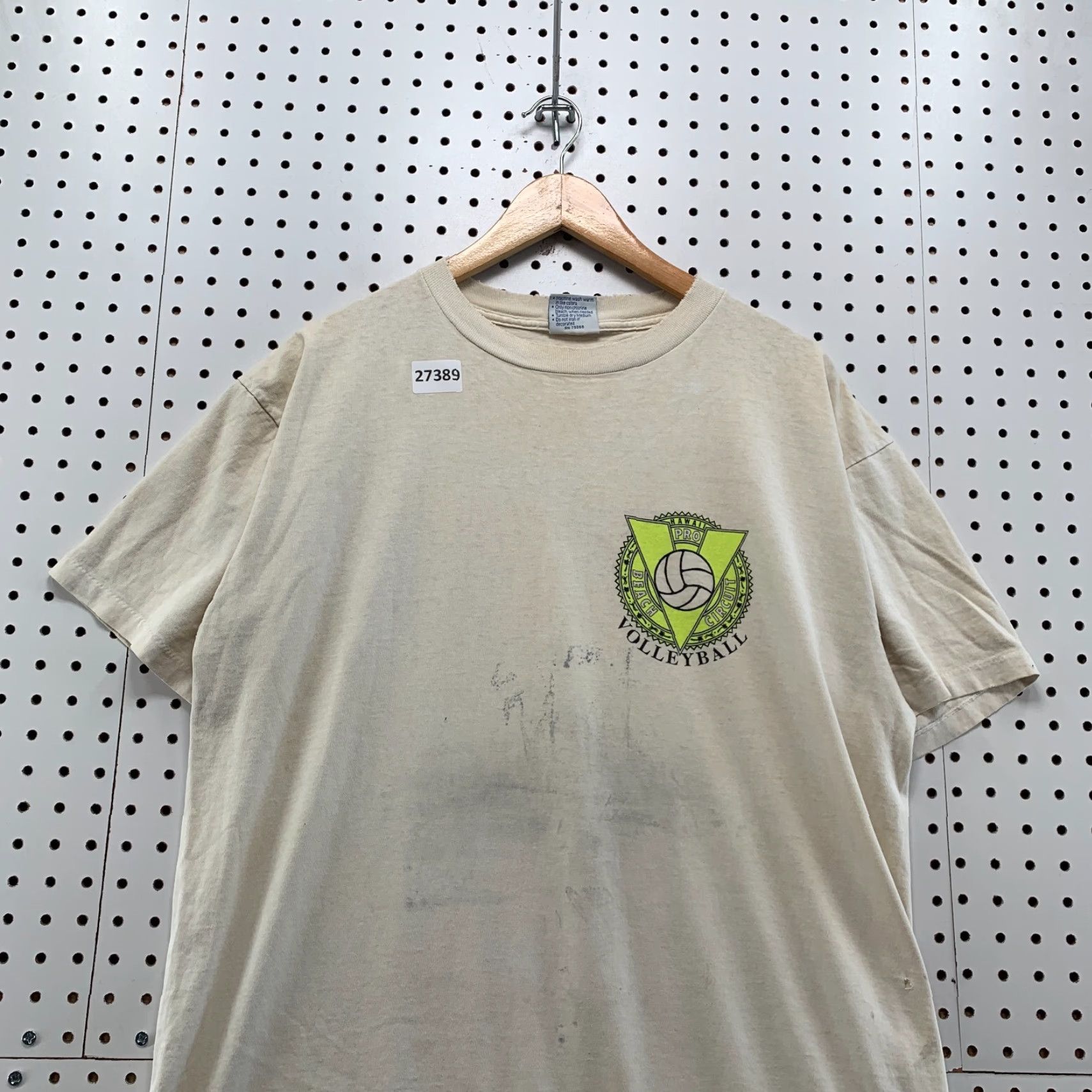 Vintage VTG Hawaii Pro Beach Circuit Volleyball Shirt XL Beige Unisex Adults 90s All Sport Crew Neck Short Sleeve Vintage T-Shirt Men Women 90s Theme Size US XL / EU 56 / 4 - 3 Thumbnail