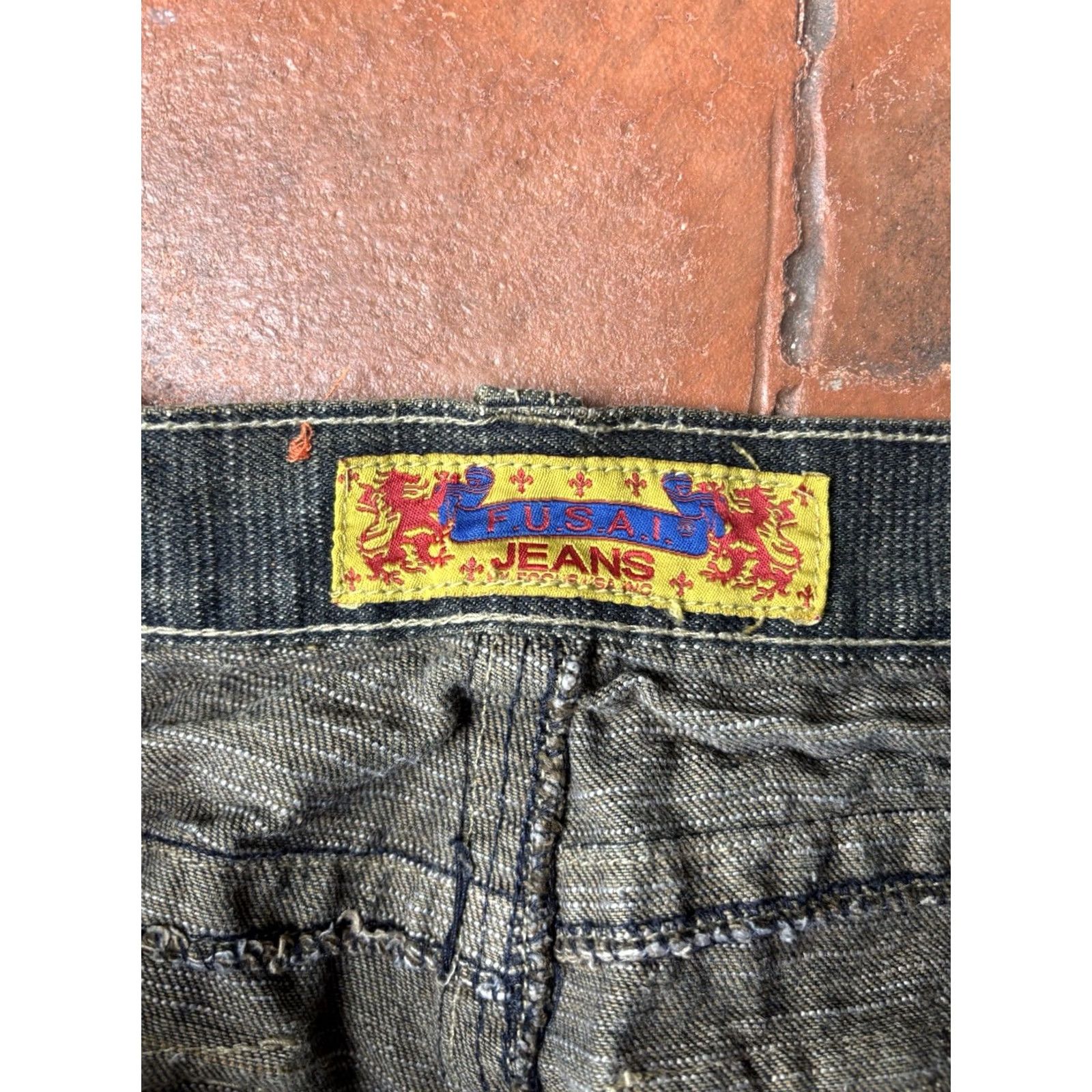 Vintage VINTAGE Fusai Baggy Jeans Men’s 34x32 Distressed Grunge Skater Wide-Leg 34 32 Black Cotton Embroidered Medium Mens Size US 34 / EU 50 - 2 Thumbnail