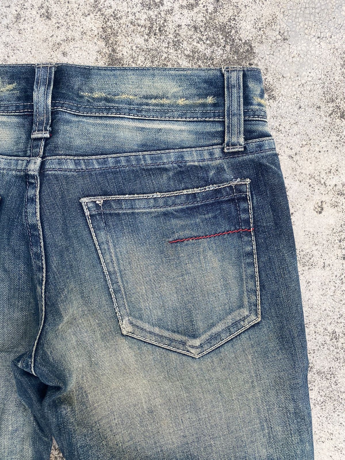If Six Was Nine × Japanese Brand × Le Grande Bleu (L.G.B.) Japanese Brand Varosh Distressed Patch Faded Low Rise Jeans Size US 30 / EU 46 - 15 Thumbnail