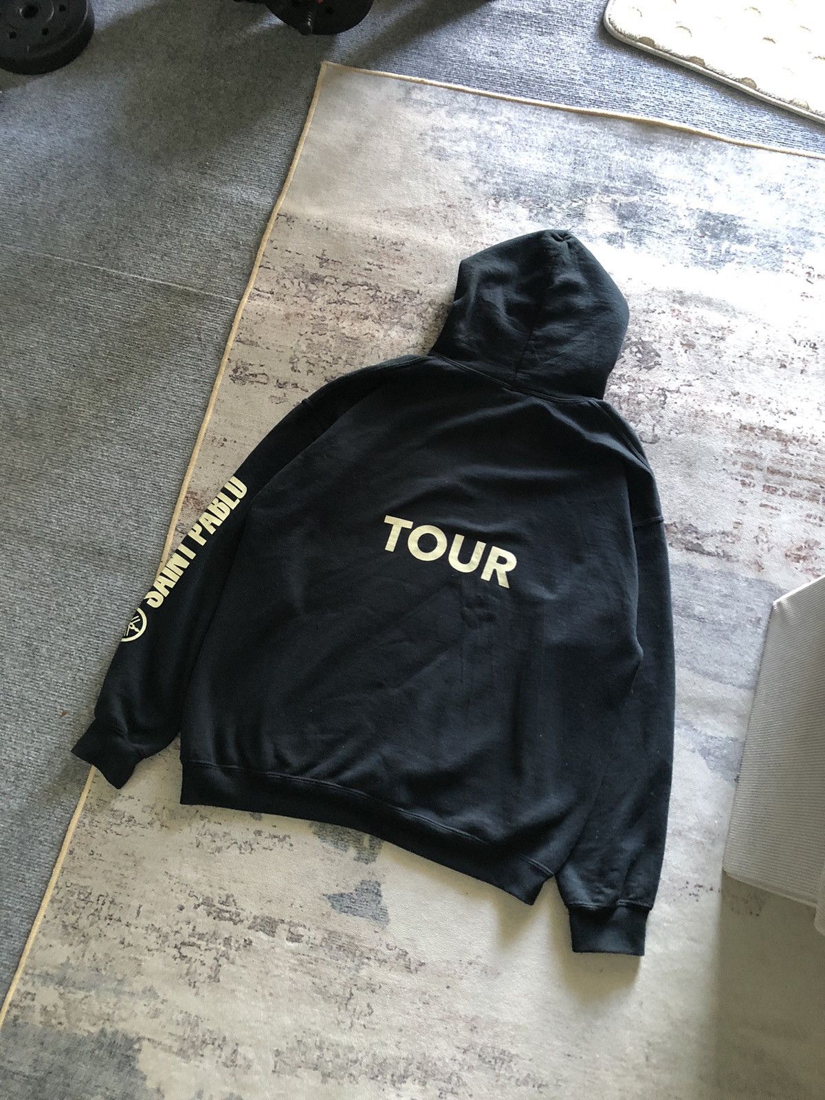 Kanye West × Vintage Saint Pablo Tour First Print Hoodie Size US L / EU 52-54 / 3 - 3 Thumbnail