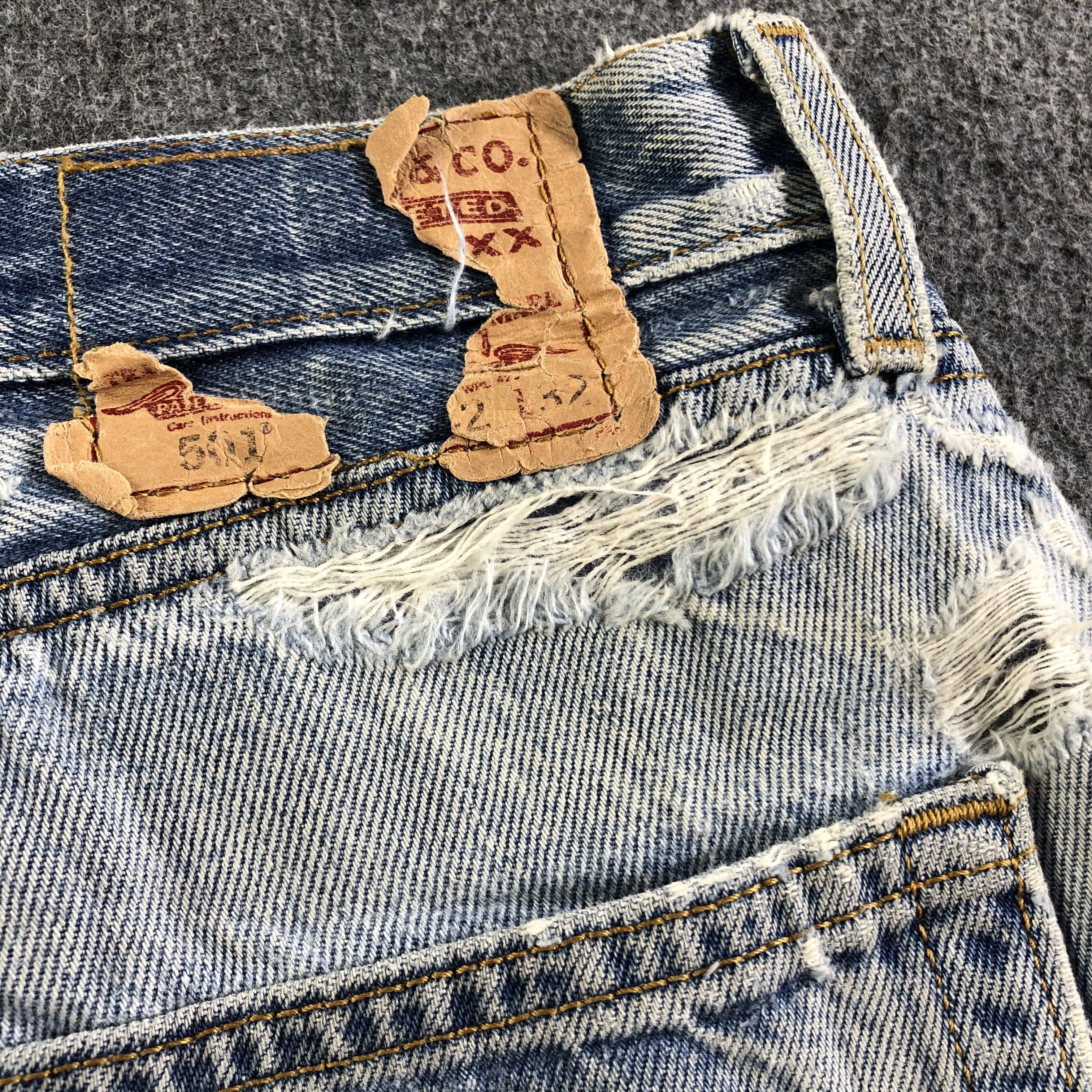 Levi's Vintage Blue Wash Levis 501 Jeans-J3700 Size US 43 - 5 Thumbnail
