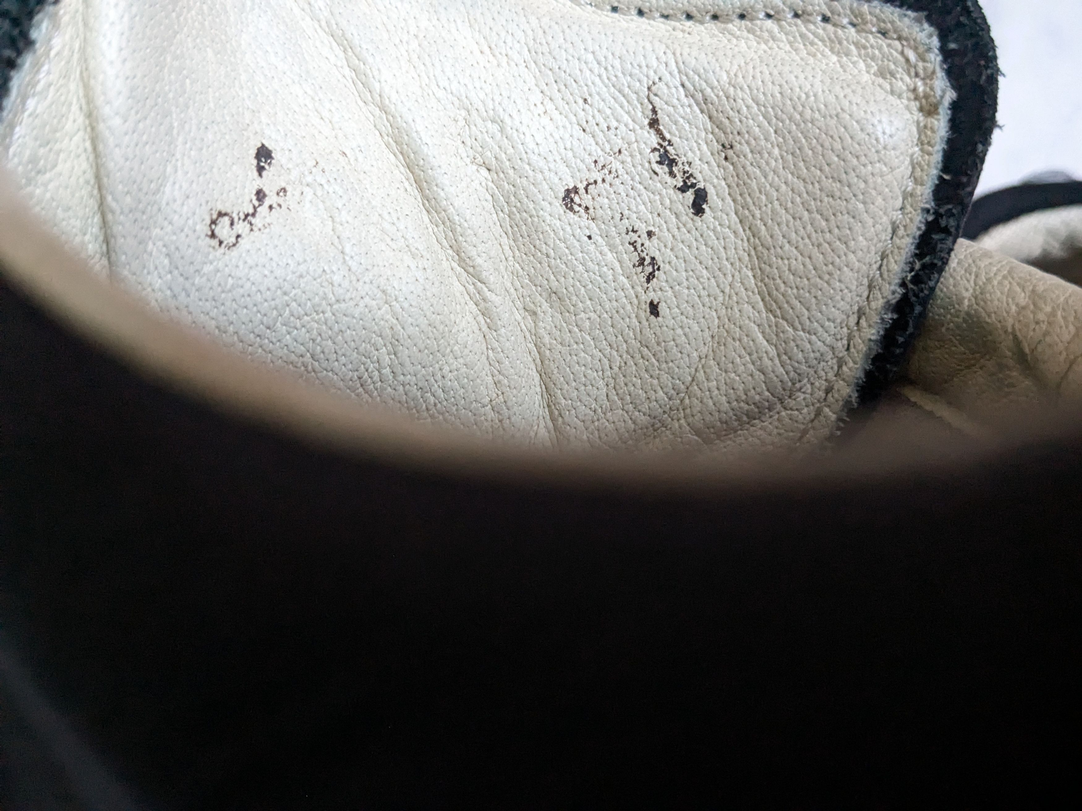Maison Margiela Maison Margiela Replica GAT Black 9 42 Low Tops Size US 9 / EU 42 - 6 Thumbnail