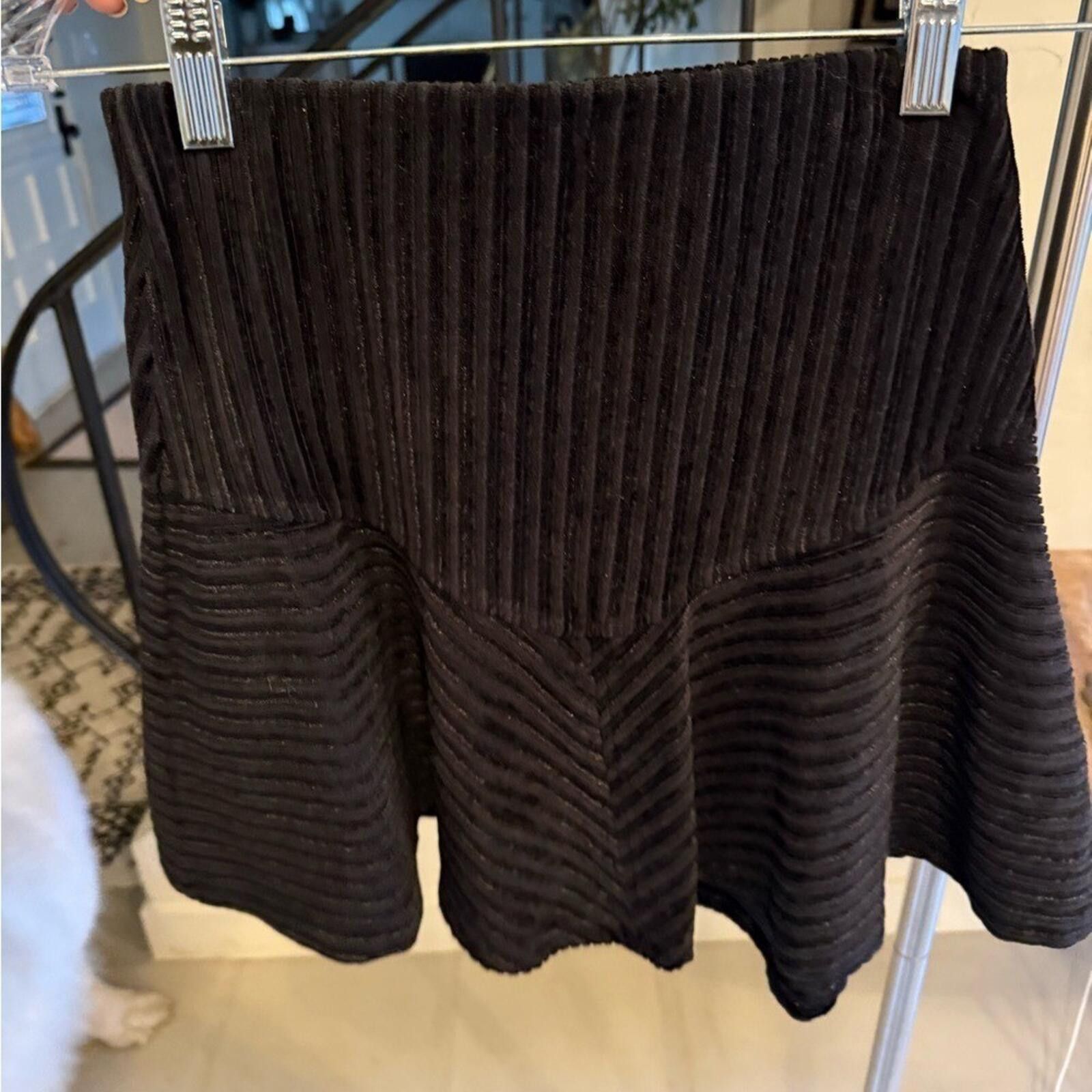Free People Free People Camden Ribbed Black Corduroy Skirt XS or S Size 26" / US 2 / IT 38 - 7 Thumbnail