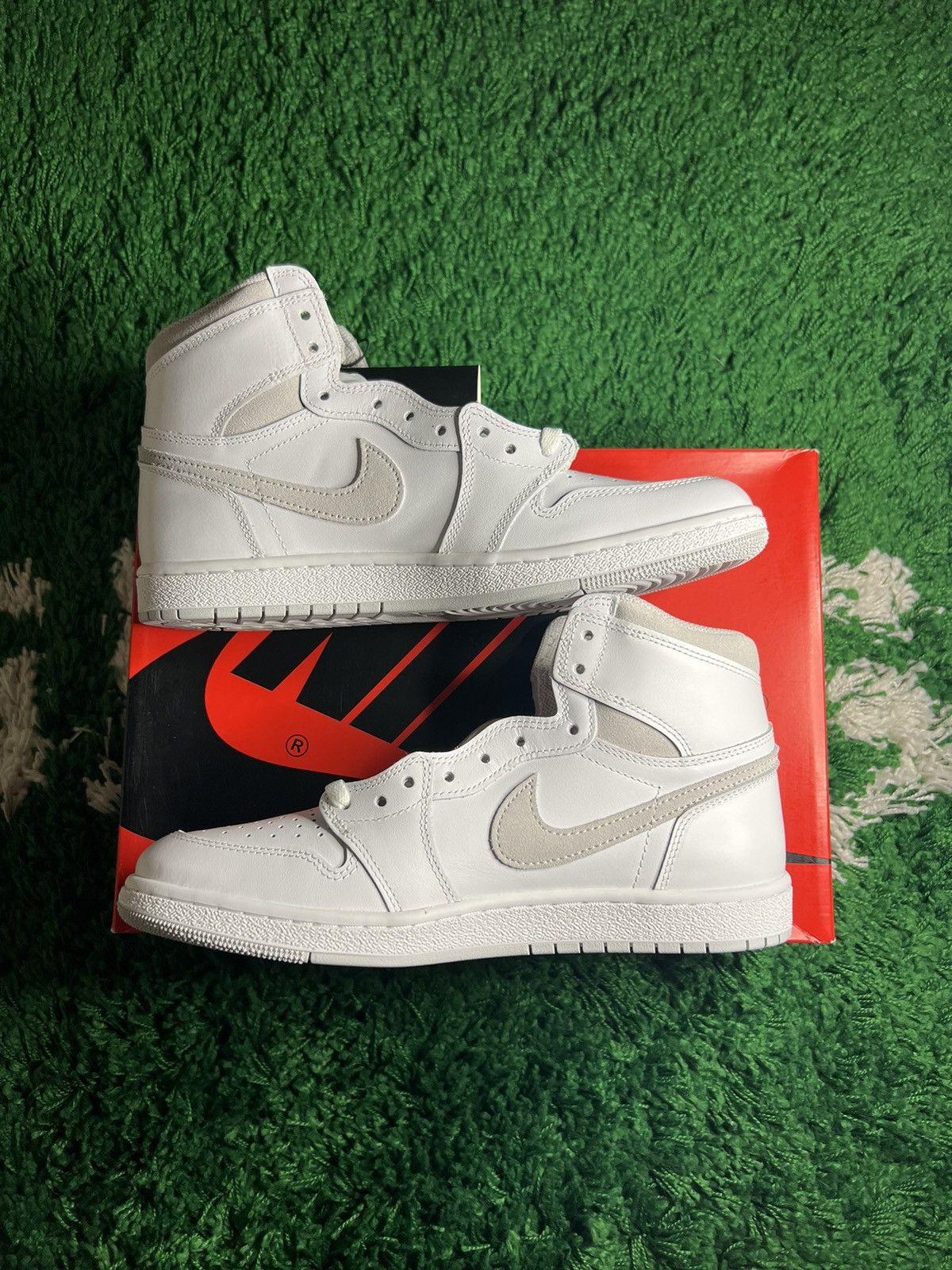 Jordan Brand × Nike Jordan 1 High 85 neutral grey Size US 10.5 / EU 43-44 - 2 Thumbnail