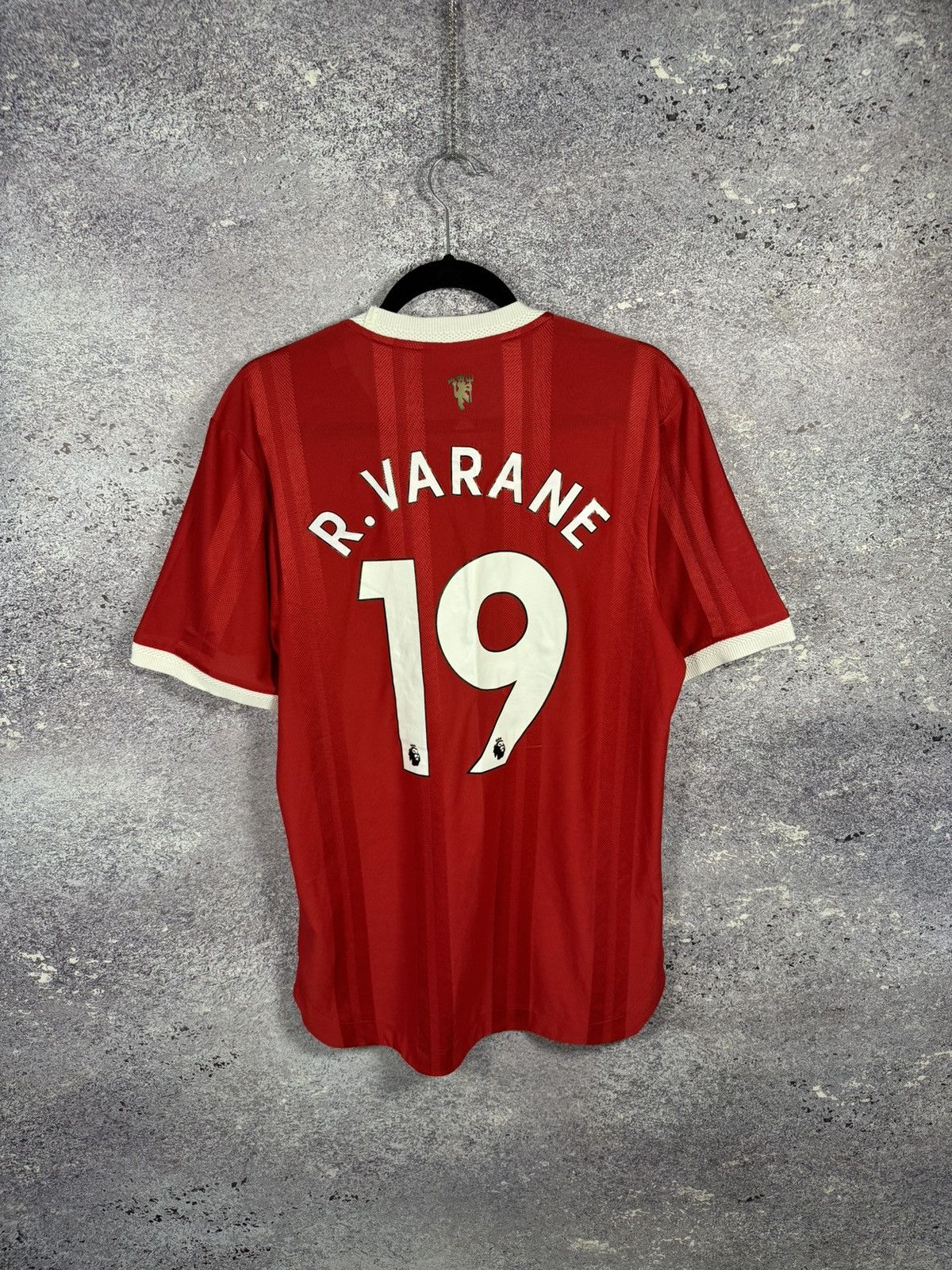 Adidas × Vintage R.VARANE Vintage Manchester United 2021/22 Adidas Jersey XL Size US XL / EU 56 / 4 - 2 Thumbnail