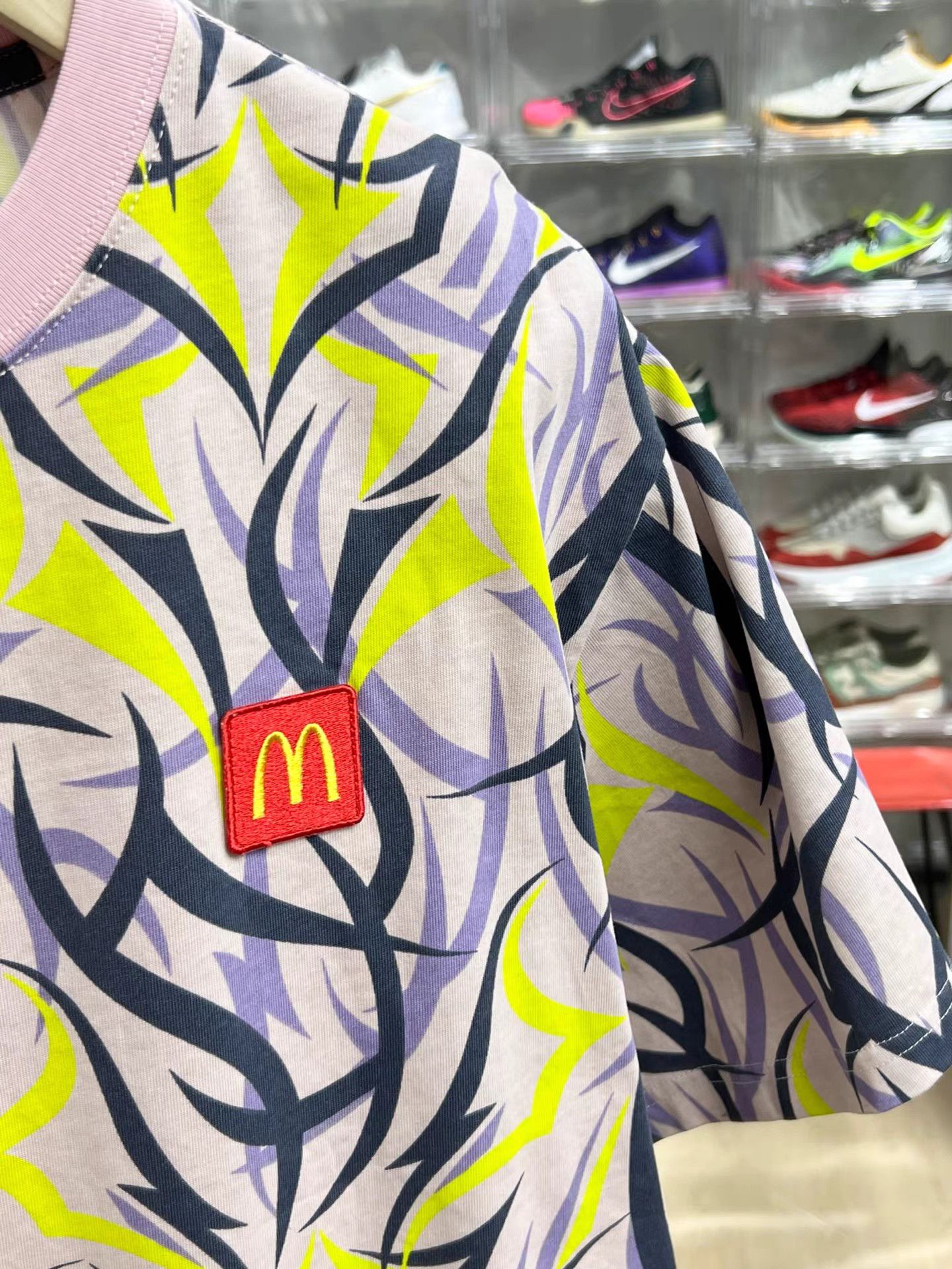 CLOT CLOT x McDonald's Alienegra Short Sleeve T-Shirt K15 Size US XL / EU 56 / 4 - 4 Thumbnail