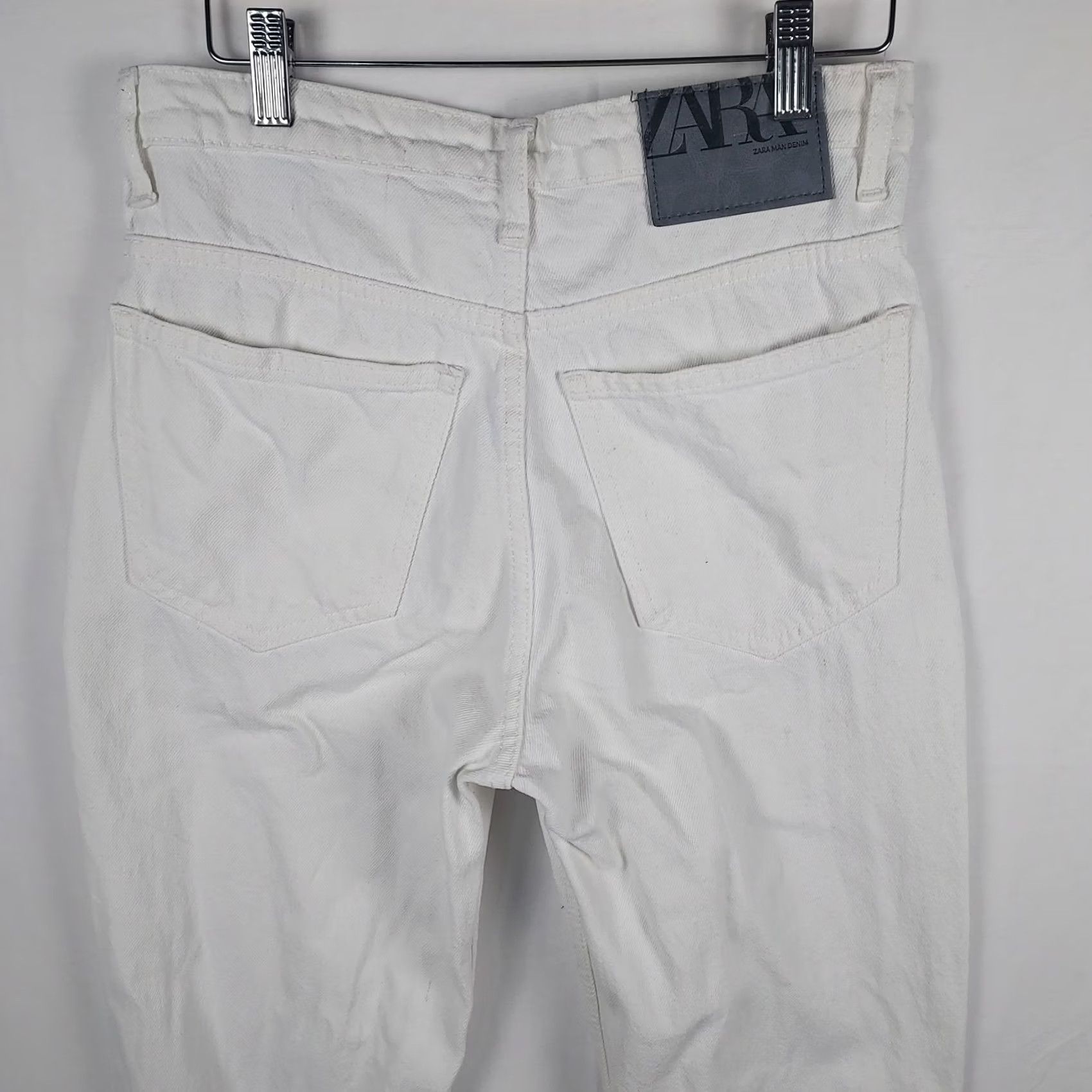 Zara Zara Man Men’s White Denim Jeans Size 30 Straight‑Leg Tapered Cotton Pants Shirt, Jeans? Size US 30 / EU 46 - 4 Thumbnail