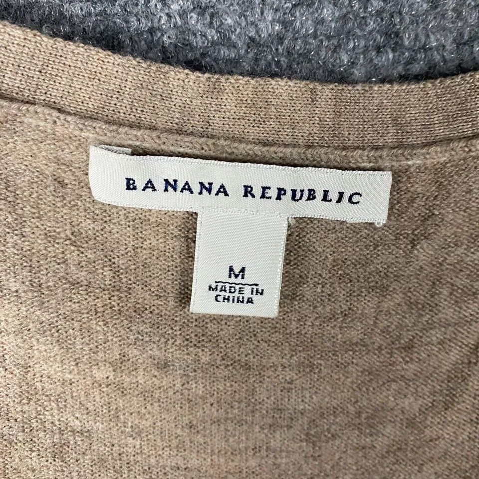 Banana Republic Banana Republic Sweater Vest Women's 100% Merino Wool M Size M / US 6-8 / IT 42-44 - 4 Thumbnail