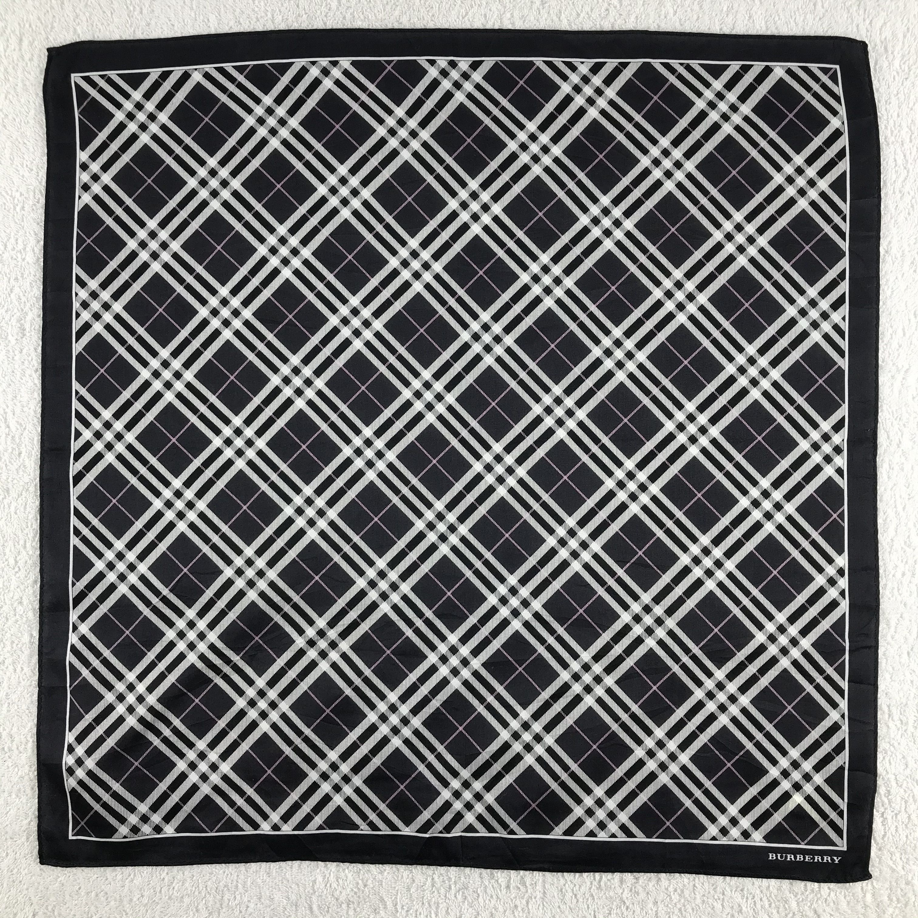 Burberry × Vintage Burberry Bandana / Handkerchief / Neckerchief - S349 Size ONE SIZE - 1 Thumbnail
