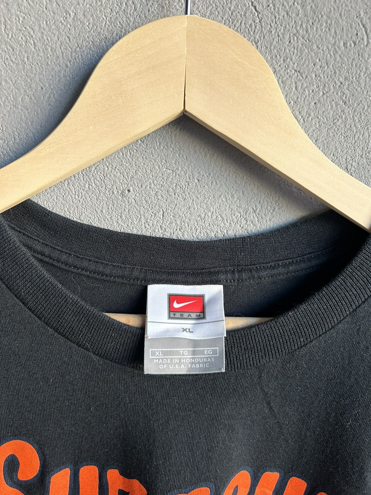 Nike Vintage 90s Nike Syracuse Black Y2K Hype T-shirt Size XL Size US XL / EU 56 / 4 - 3 Thumbnail
