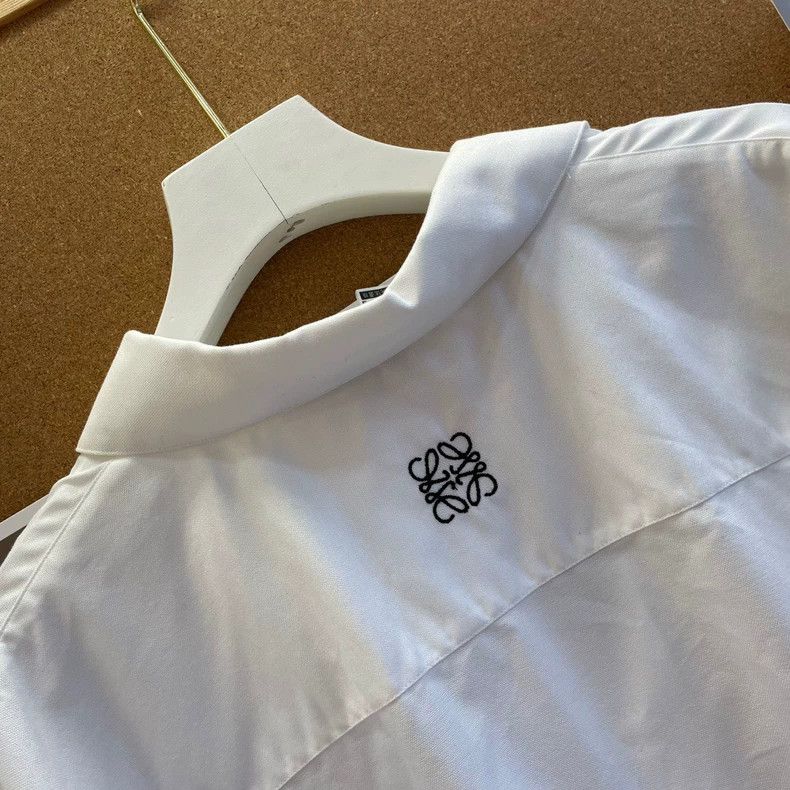 Loewe LOEWE size50 White shirt Size US M / EU 48-50 / 2 - 3 Thumbnail