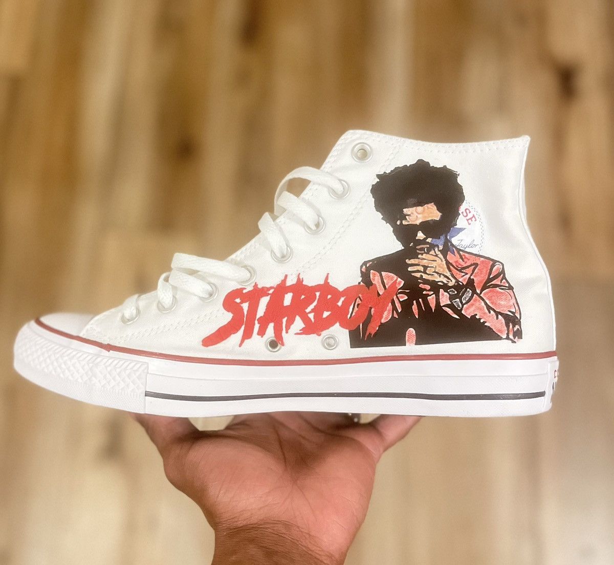 Converse Chuck Taylor All Star Hi Size US 11 / EU 44 - 2 Thumbnail