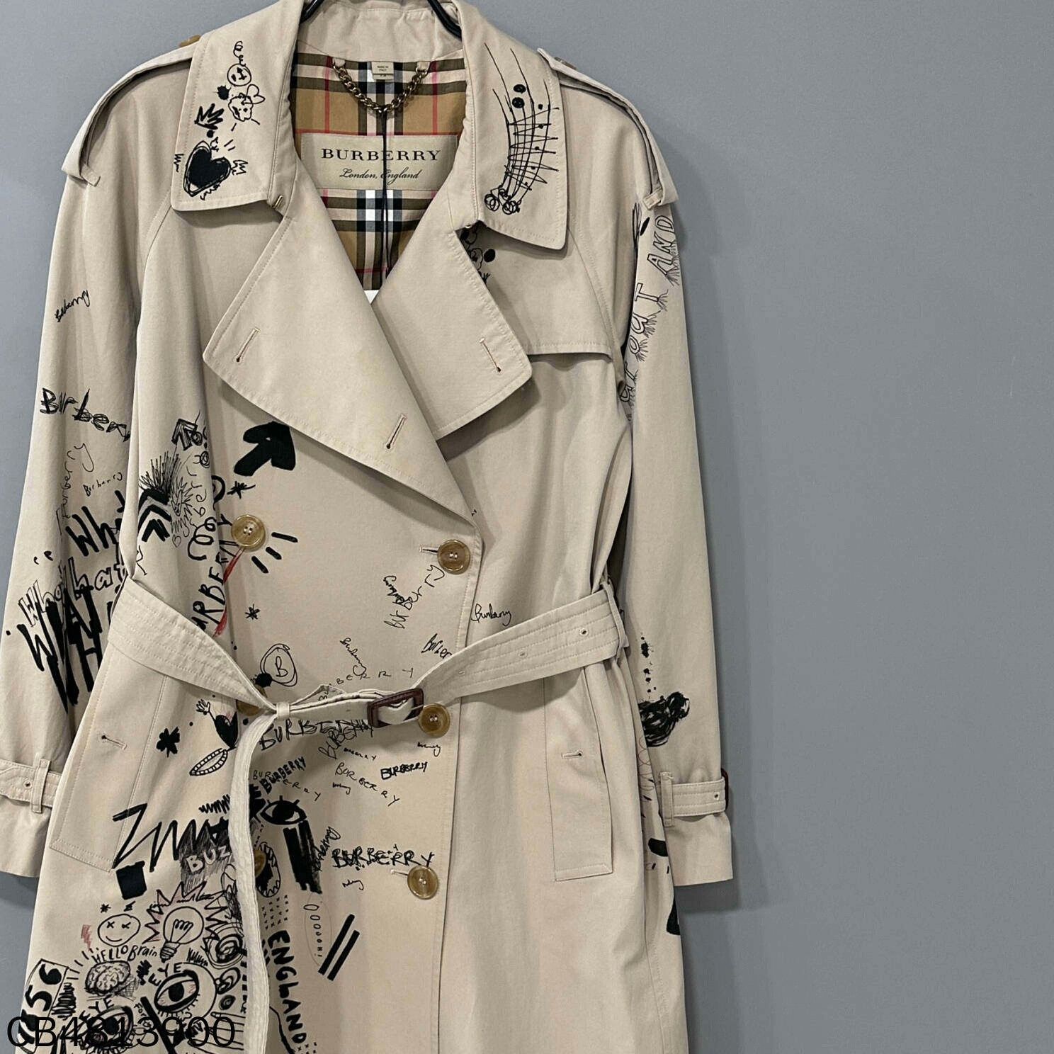 Burberry Burberry Graphic Plaid Coat 6 Women Size XS / US 0-2 / IT 36-38 - 1 Thumbnail