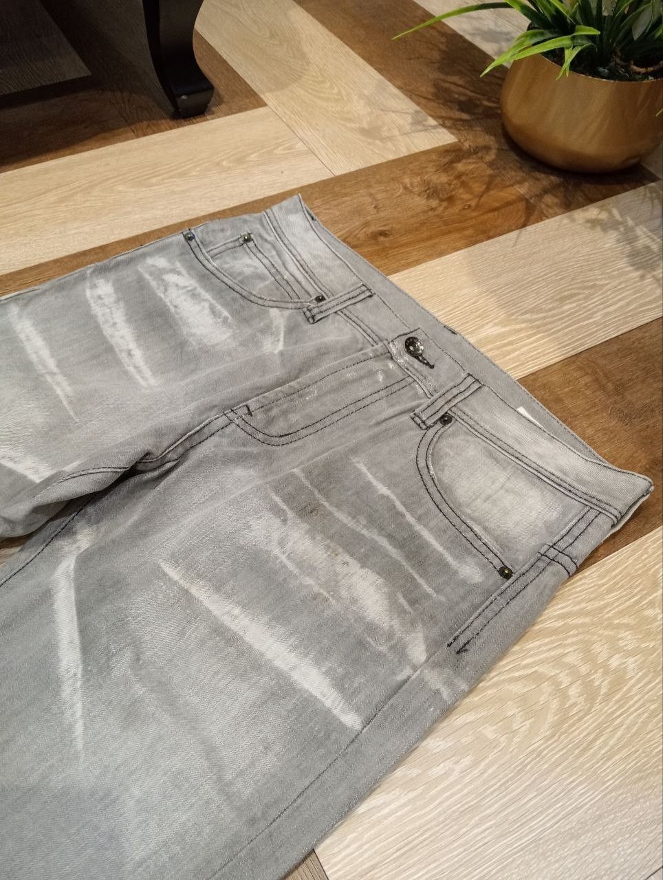 semanticdesign SEMANTIC DESIGN JAPAN GREY WASHED DENIM FLARED PANTS Size US 32 / EU 48 - 5 Thumbnail