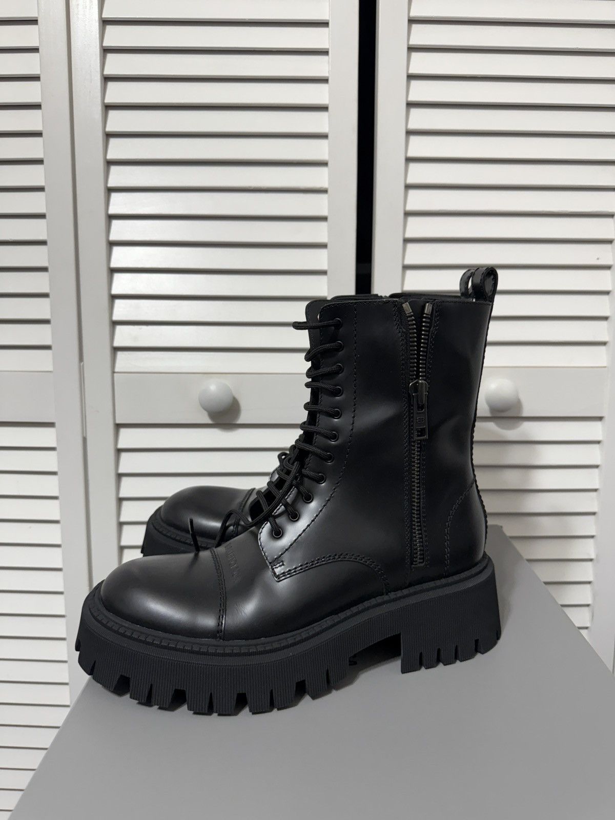 Balenciaga Tractor Boots Black Size US 7 / EU 40 - 5 Thumbnail