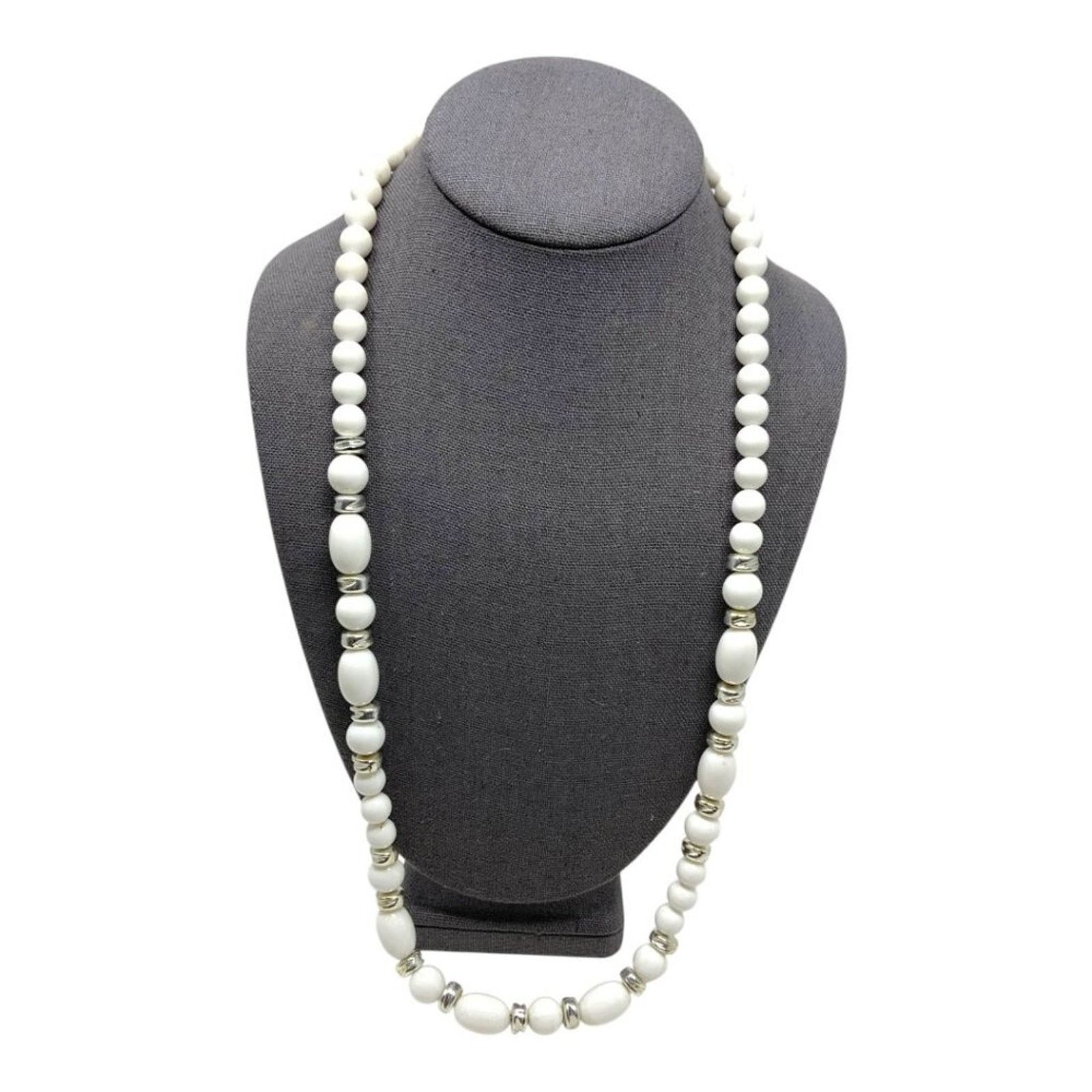 Other Vintage Long White Silver Tone Beaded Necklace Size ONE SIZE - 1 Thumbnail