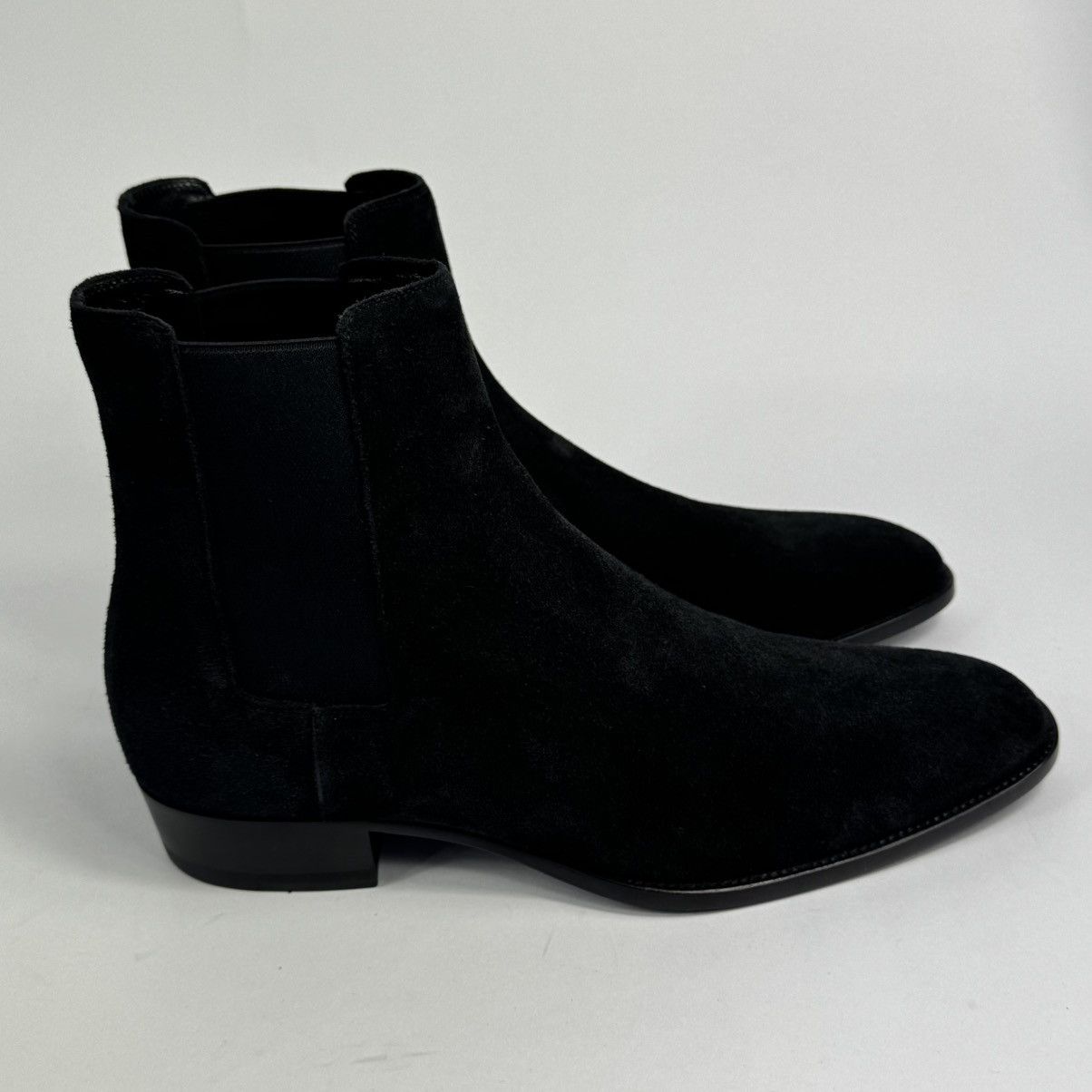 Saint Laurent Paris Suede Chelsea Boots Size US 9 / EU 42 - 8 Thumbnail