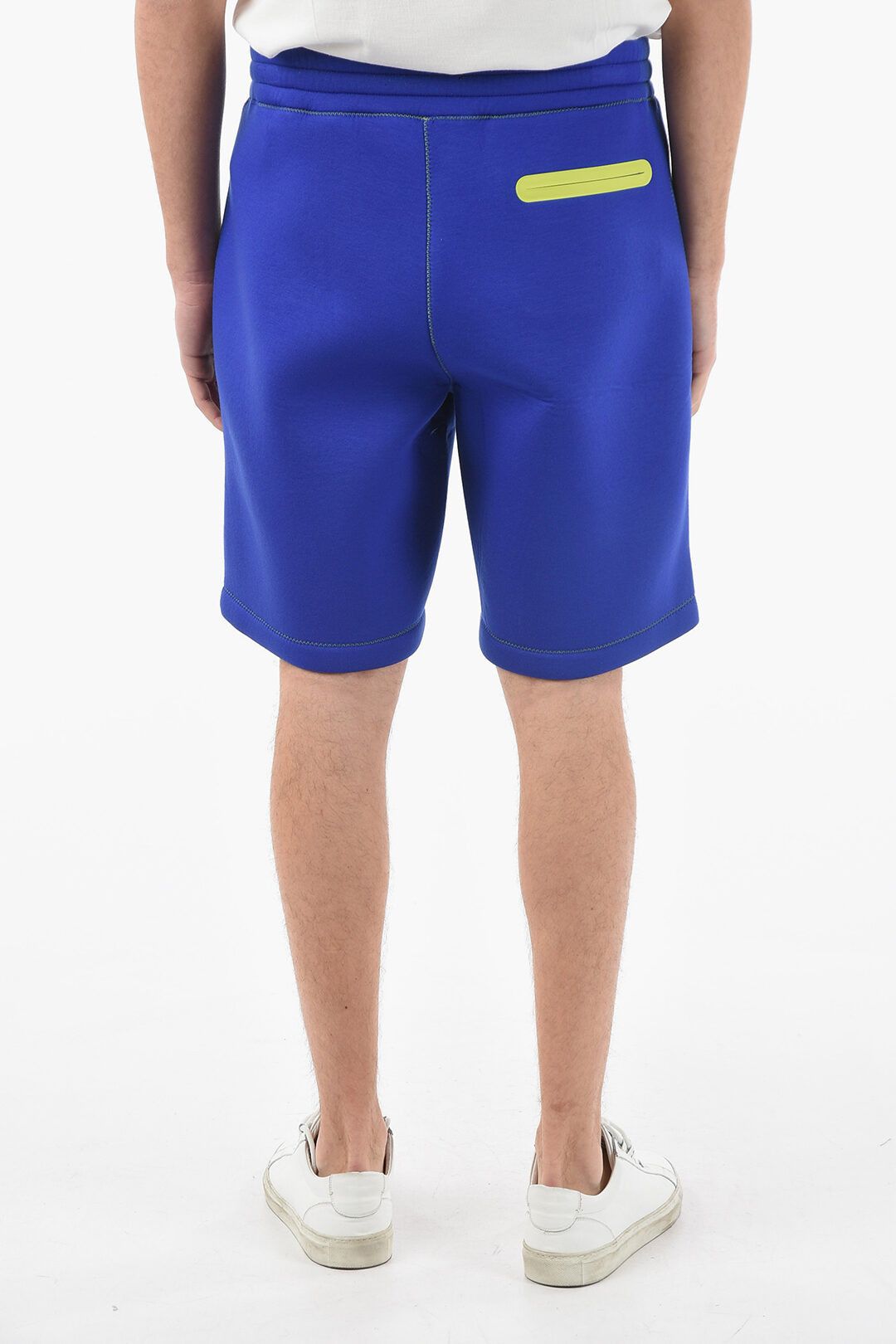 Moschino o1y0225 Logo Short in Blue Size US 36 / EU 52 - 2 Thumbnail