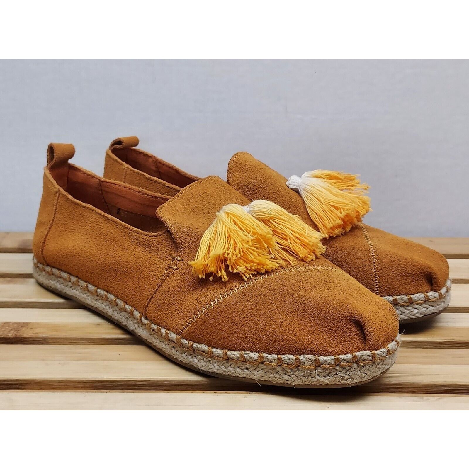 Toms TOMS Womens | Brown | Tassled Suede Slip On Shoes Size 8.5 Size US 8.5 / IT 38.5 - 2 Thumbnail