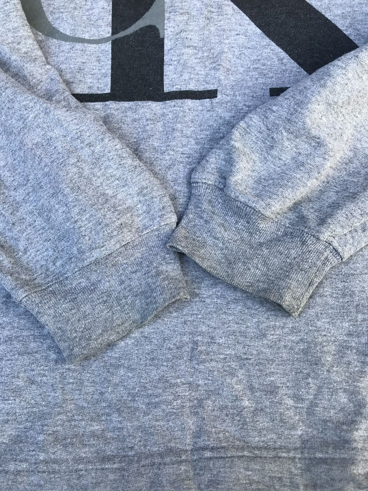 Calvin Klein × Designer × Vintage Vintage Calvin Klein Big Logo Sweatshirt Size US M / EU 48-50 / 2 - 5 Thumbnail