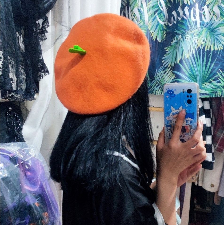Japanese Brand Japanese orange beret Size ONE SIZE - 1 Thumbnail