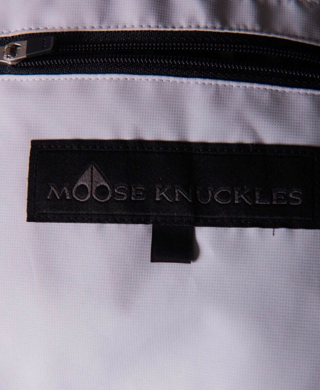 Moose Knuckles MOOSE KNUCKLES Down Quilted Coat Size S White Size US S / EU 44-46 / 1 - 6 Thumbnail
