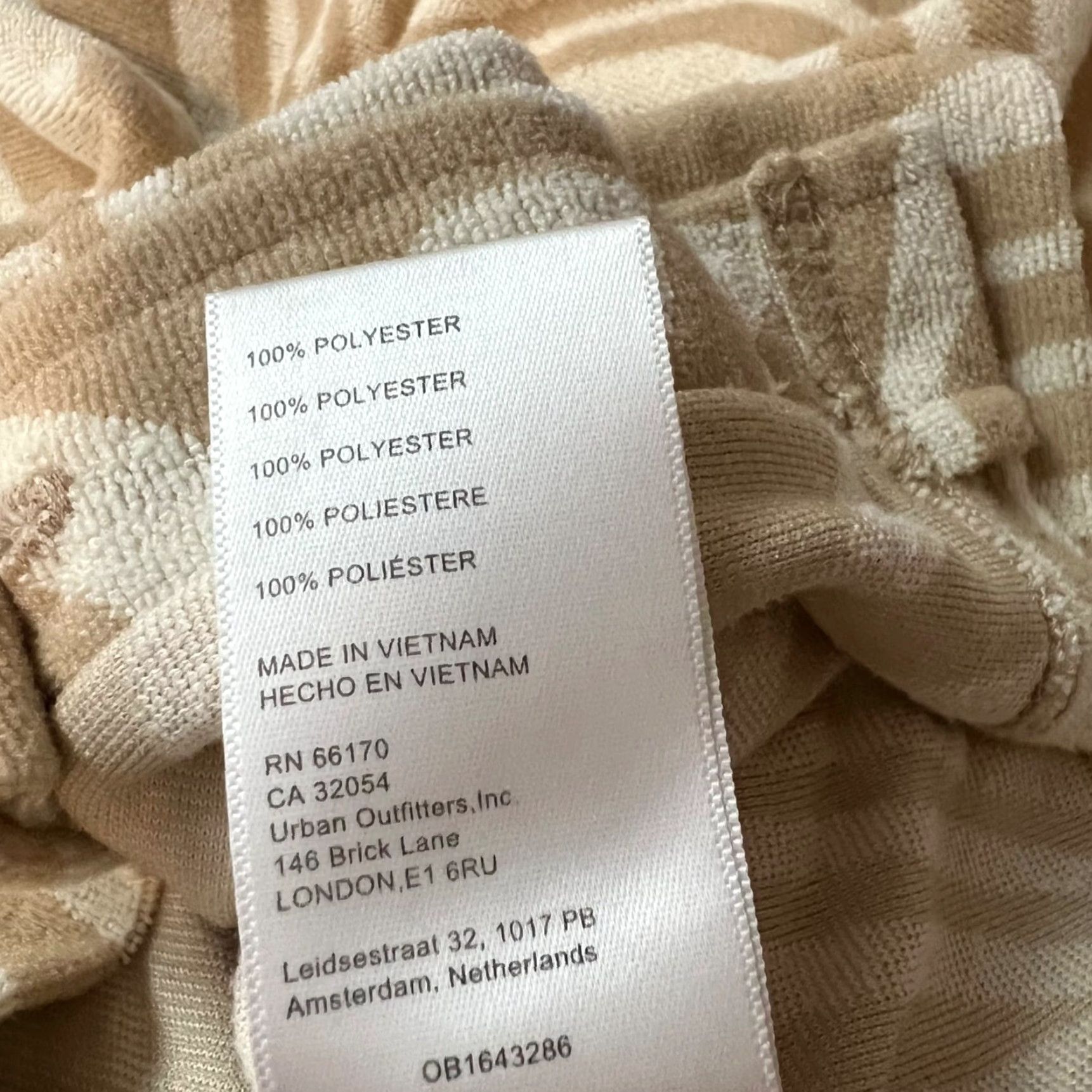 Urban Outfitters Urban Outfitters Mens Small Abstract Print Button-Up Shirt Beige White Polyester Shirt Mens Small Abstract Print Button-Up Beige White Polyester Size S / US 4 / IT 40 - 4 Thumbnail