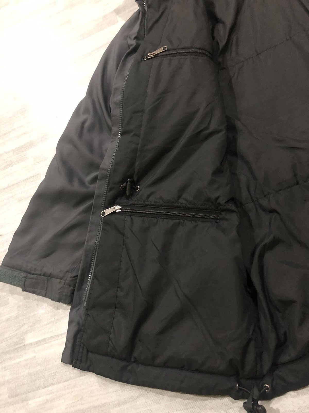 The North Face Vintage The North Face Grey LIght Down Jacket / SFC-8 Size US L / EU 52-54 / 3 - 13 Thumbnail