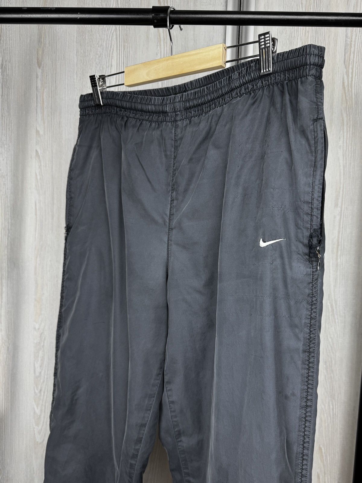 Nike Nike vintage y2k dark grey faded distressed track pants sz M Size US 32 / EU 48 - 5 Thumbnail