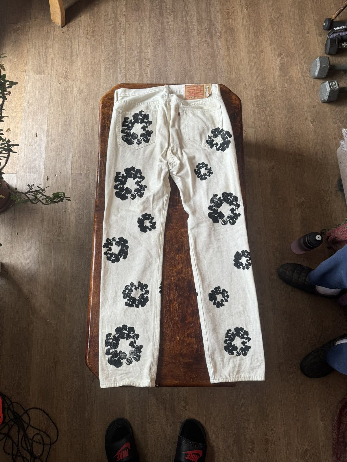 DENIM TEARS × Levi's The Cotton Wreath Jeans White 2022 Size US 34 / EU 50 - 3 Thumbnail