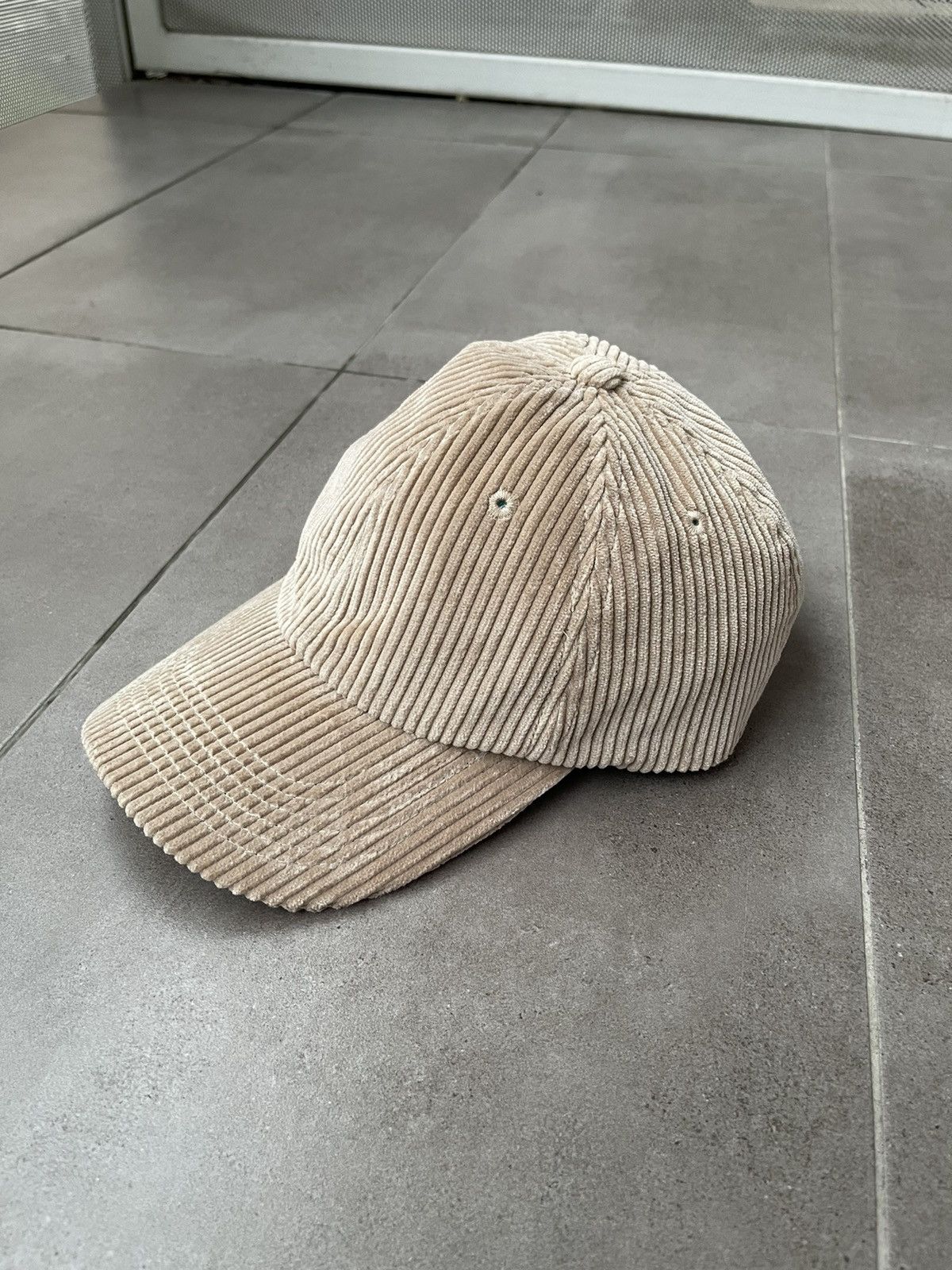Etudes !DS! SS23 Etudes Booster Beige Corduroy Cap Size ONE SIZE - 3 Thumbnail