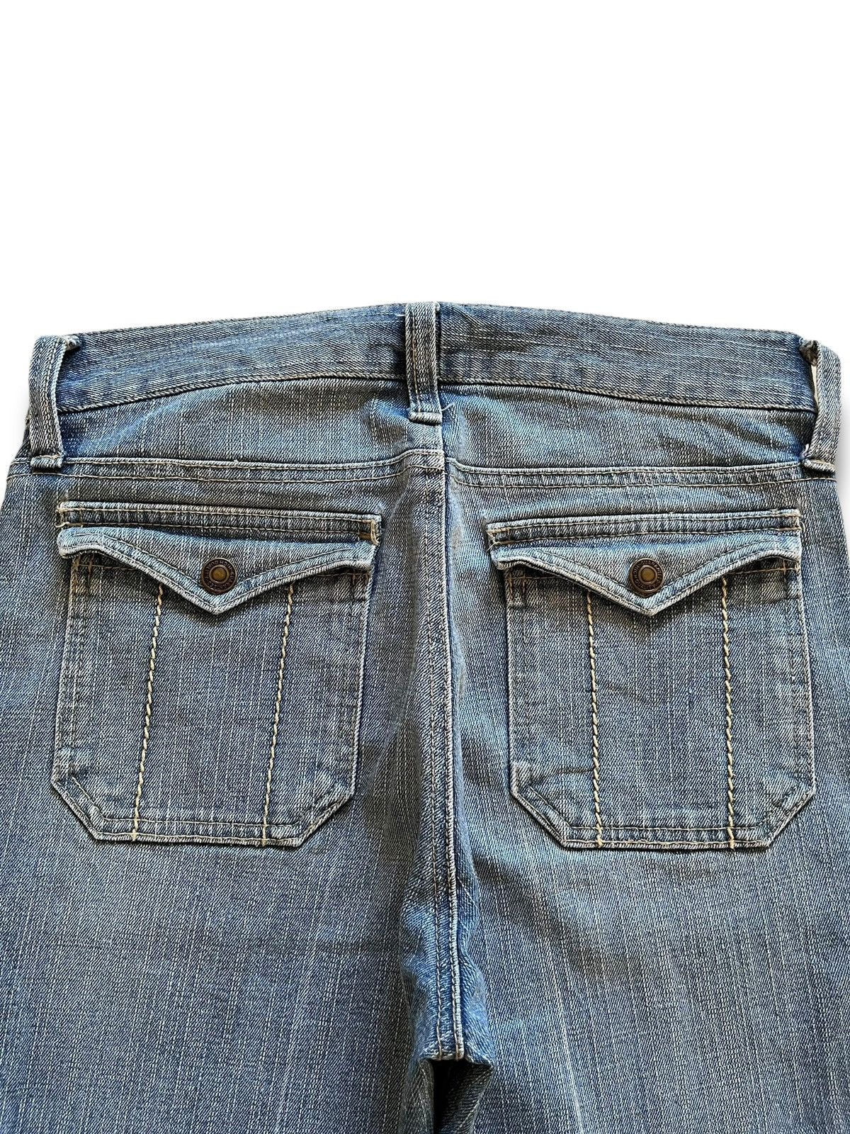 Japanese Brand Vintage Japanese Brand Blue Wash Flare Style Fatigue Jeans Size 27" / US 4 / IT 40 - 8 Thumbnail