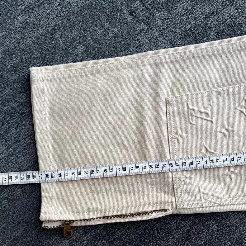 Louis Vuitton Louis Vuitton Beige embossed full-print logo jeans Size US 29 - 9 Thumbnail