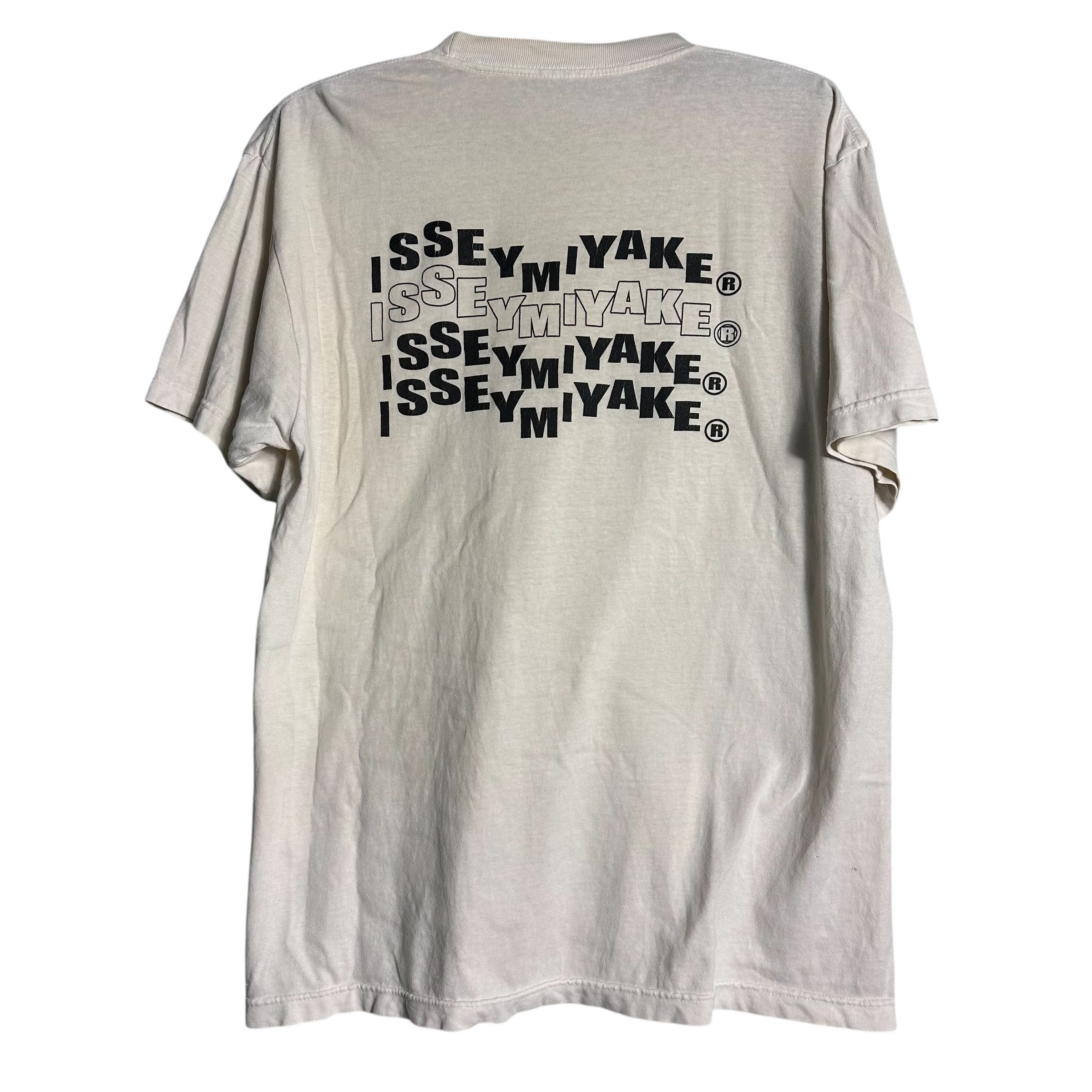 Issey Miyake × Japanese Brand × Vintage 🔥RARE🔥Vintage Issey Miyake Spell Out T-shirt Size US L / EU 52-54 / 3 - 1 Thumbnail