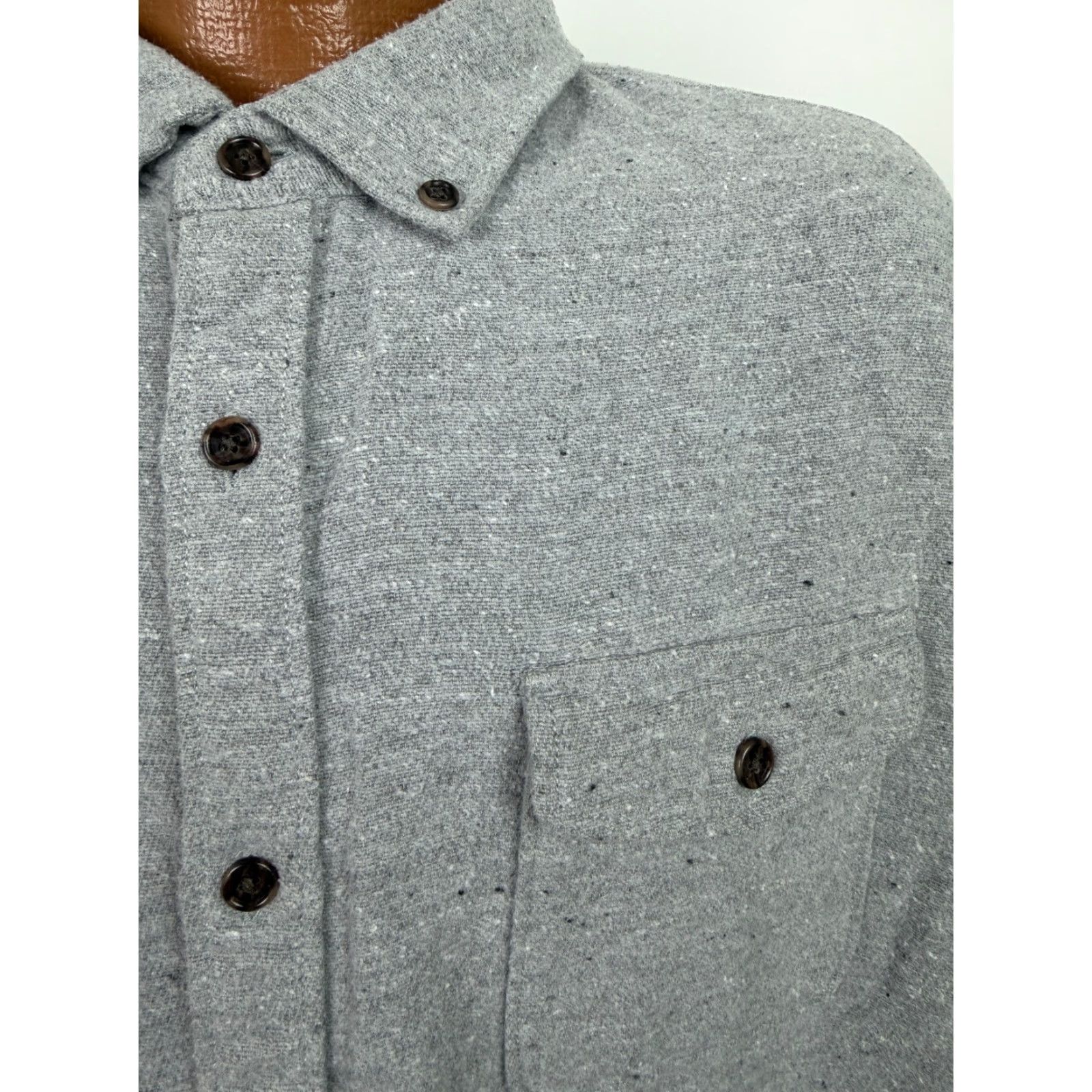 Gap Gap Button-Up Shirt Men 2XL Flannel Heavyweight Gray - Solid, Long Sleeve, Collared, Gap Size US XXL / EU 58 / 5 - 5 Thumbnail