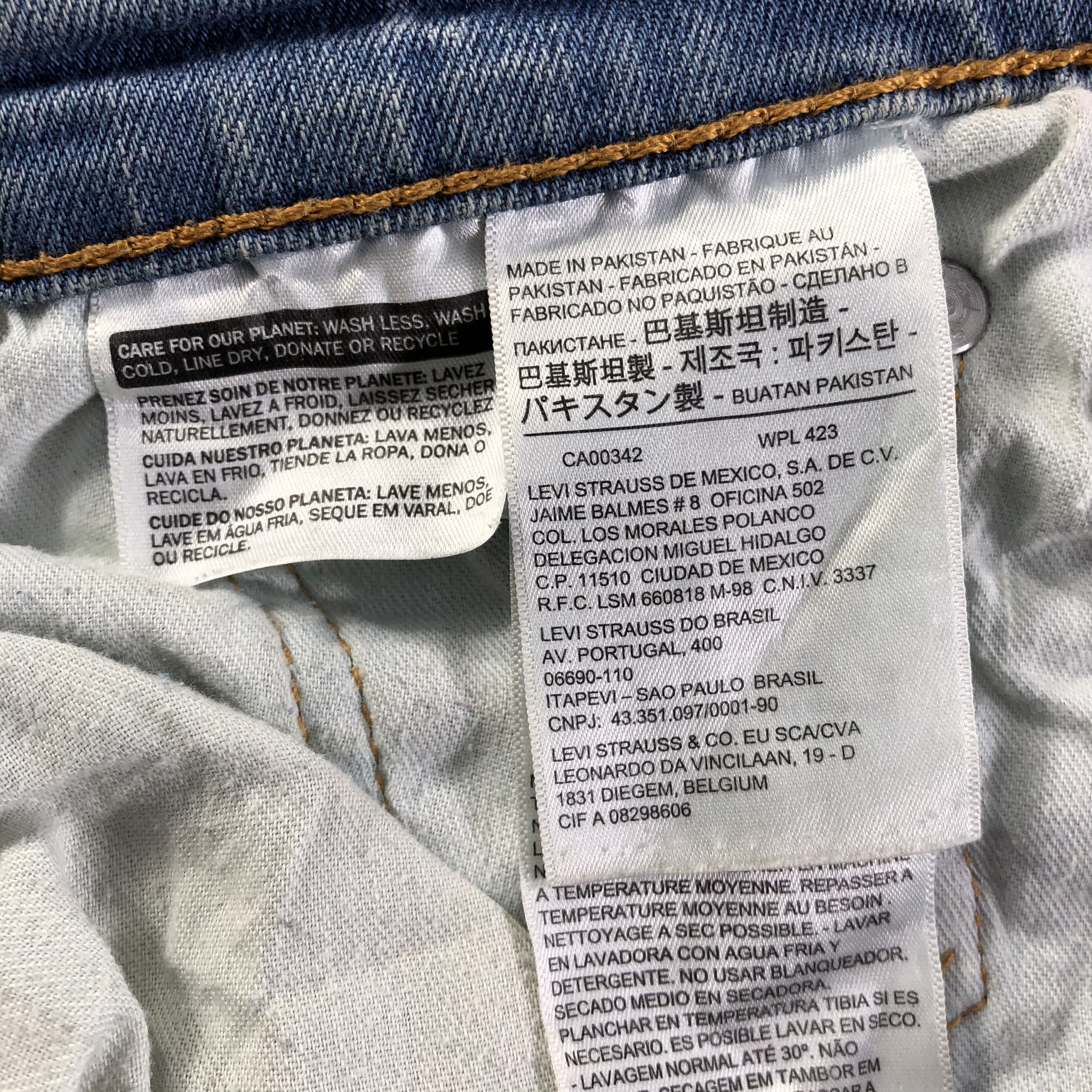 Levi's Vintage Light Wash Levis 513 Jeans-J4280 Size US 35 - 9 Thumbnail