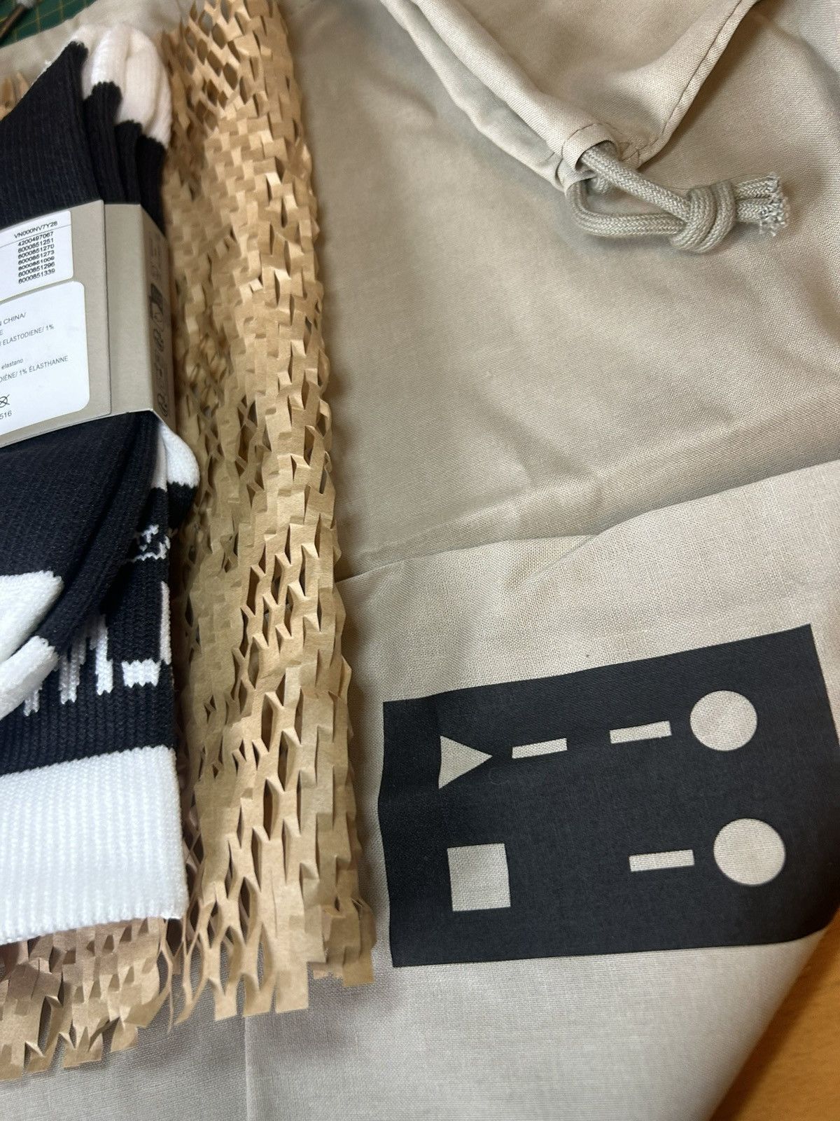 Sterling Ruby × Vans BNWT OTW BY VANS X S.R. STUDIO. LA. CA. JACQUARD LOGO SOCK Size ONE SIZE - 5 Thumbnail