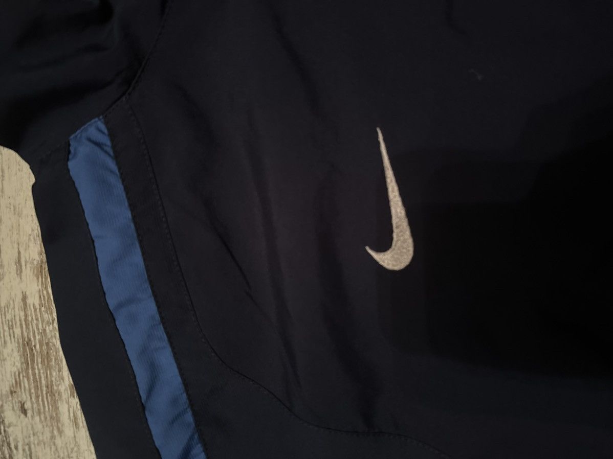 Nike Nike Dri-FIT Full Zip Jacket Men Black Blue Athletic Trainin Size US L / EU 52-54 / 3 - 3 Thumbnail
