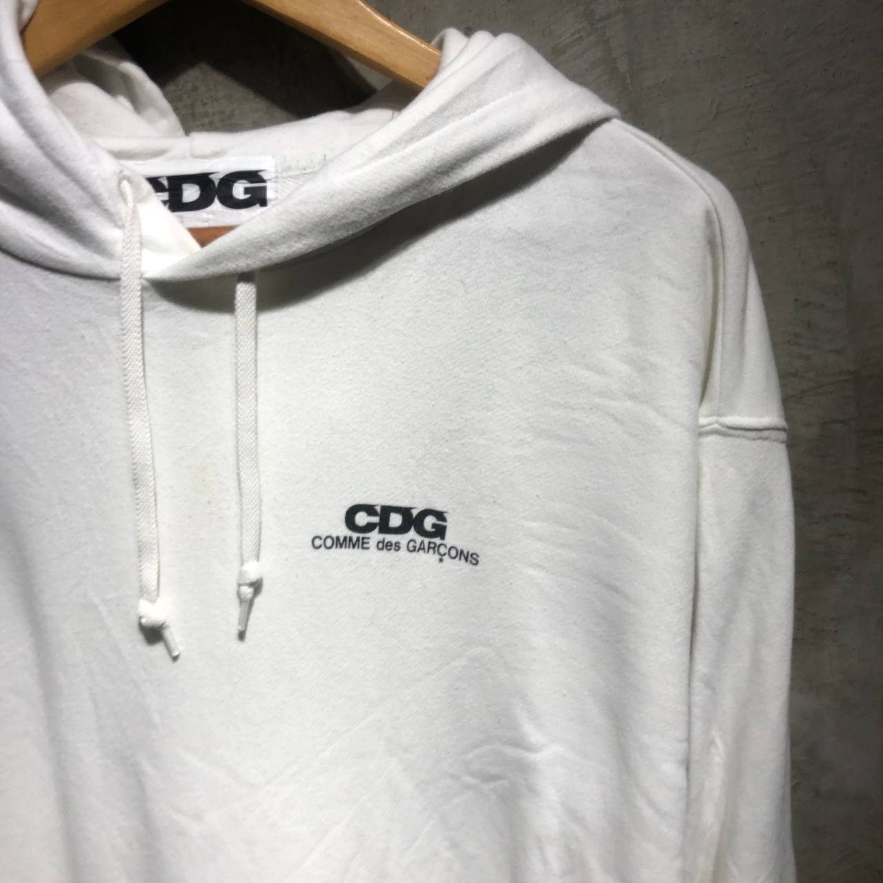 Comme des Garcons Comme Des Garcon CDG small logo pull over hoodie Size US XL / EU 56 / 4 - 2 Thumbnail