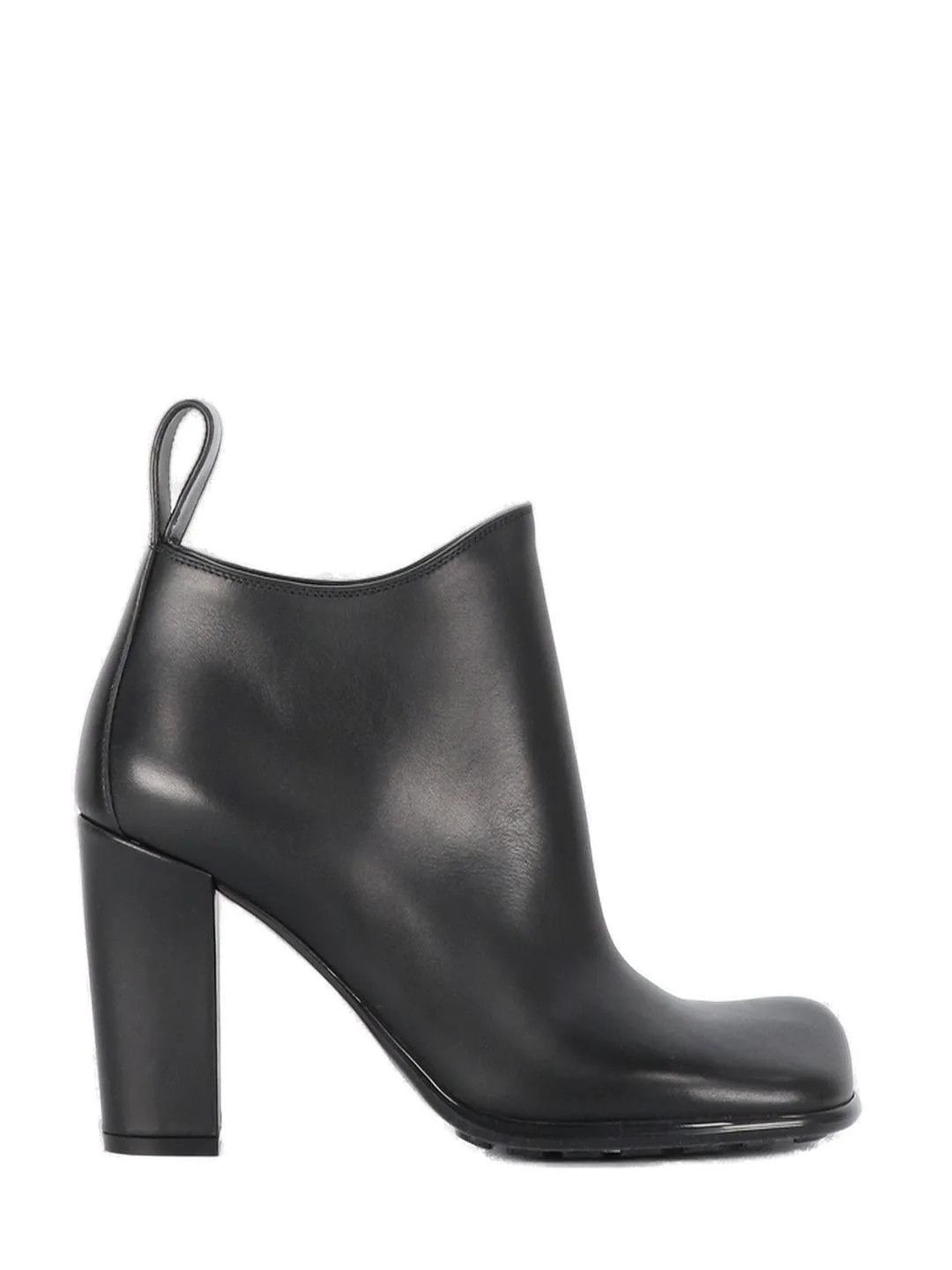 o1n1vont0624 Square Toe Ankle Storm Boots in Black