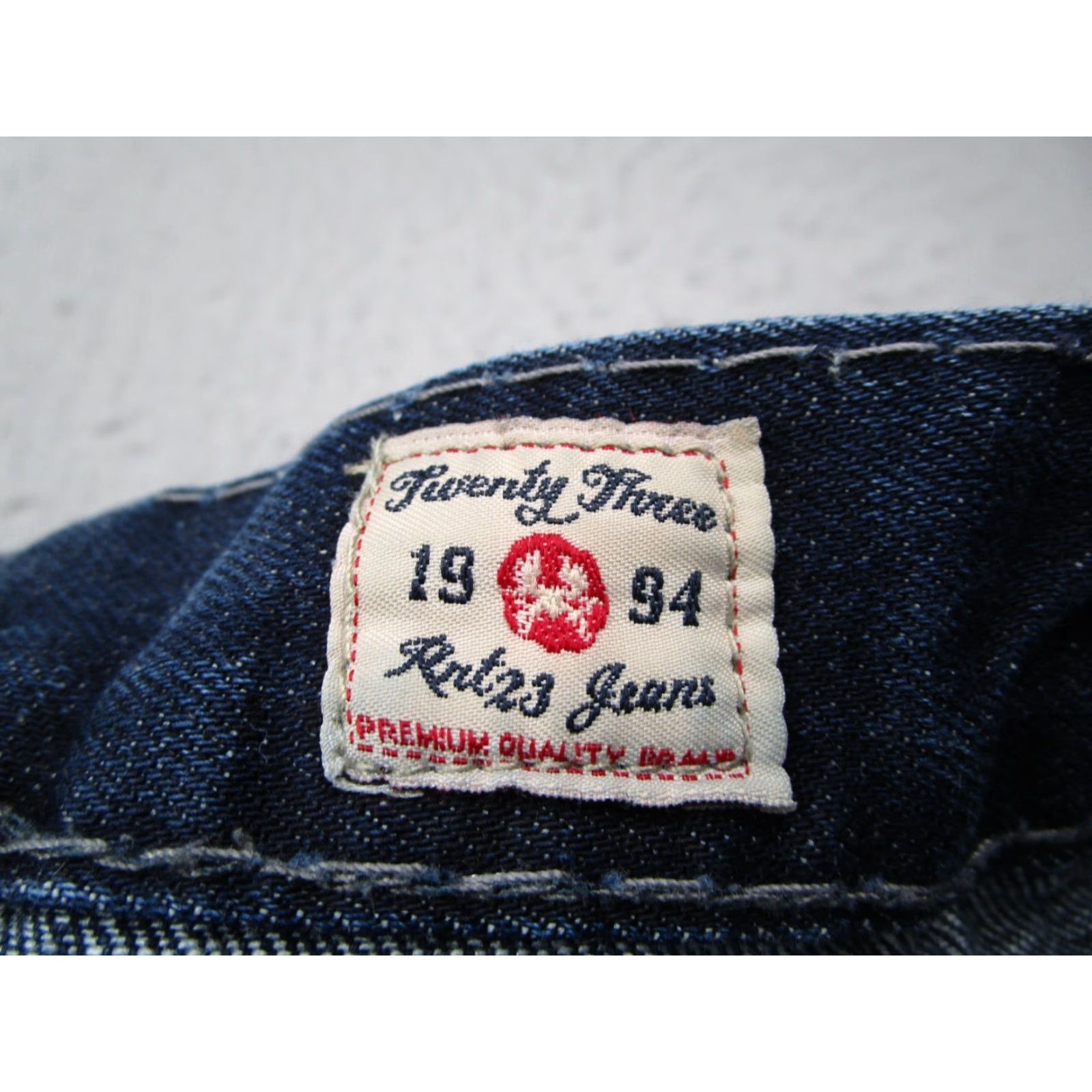 Denime RNT23 Jeans Mens 33 Blue Cotton Button Fly Straight Leg Size US 33 - 7 Thumbnail