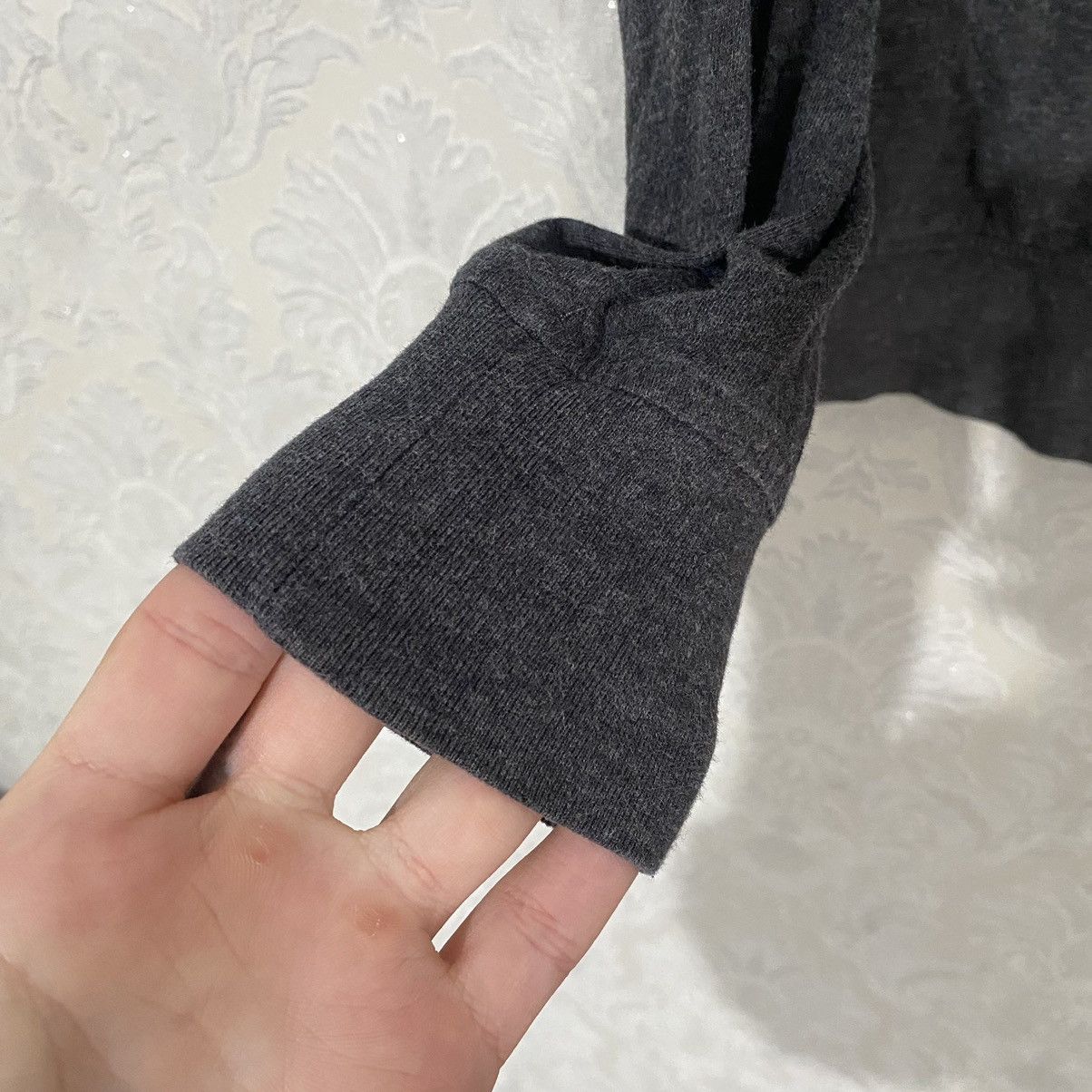 Allsaints Allsaints Luxury Zip Hoodie Grey Small Logo Y2K Japan Style Size US S / EU 44-46 / 1 - 4 Thumbnail