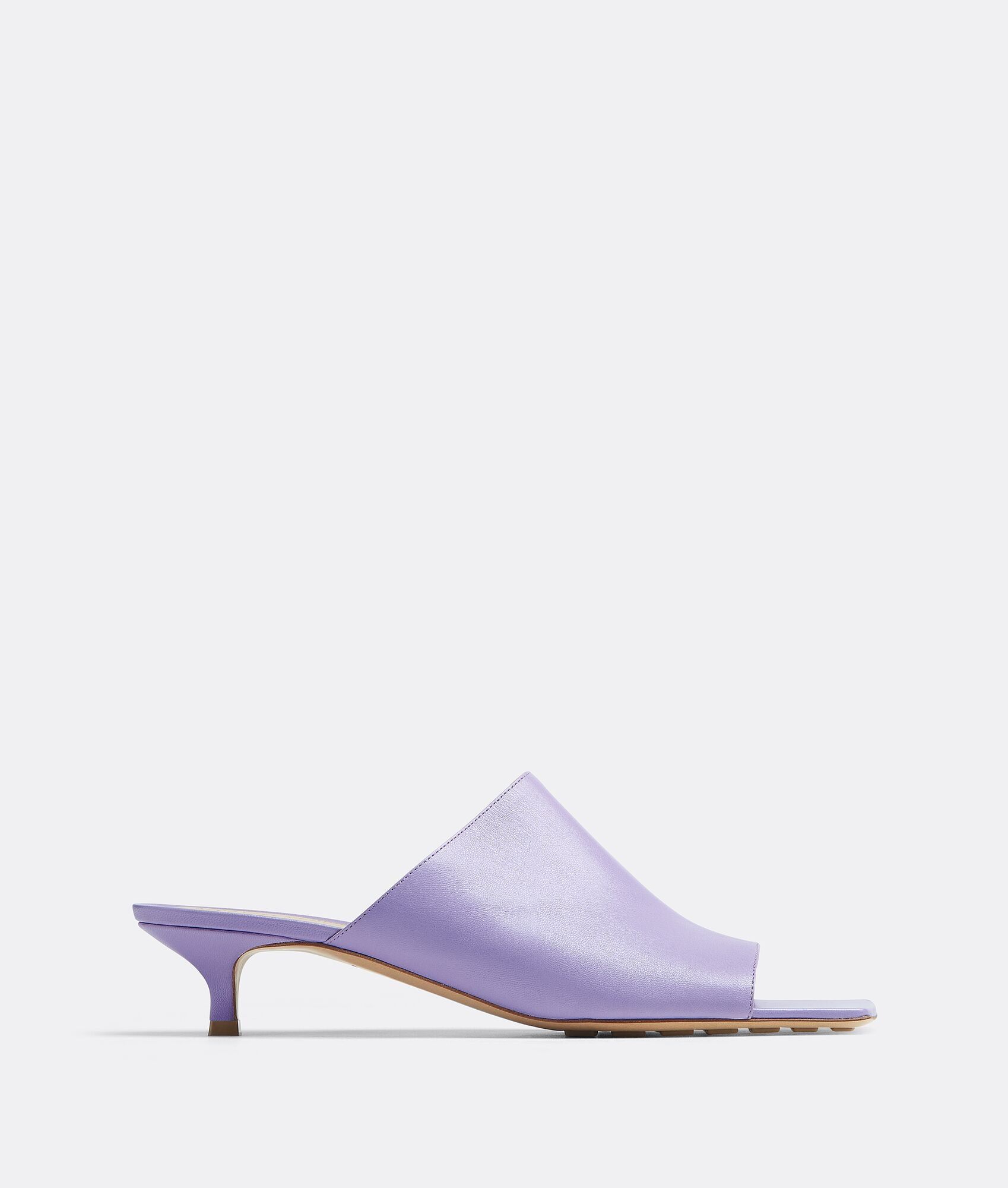 o1bcso1str0225 Stretch Mules in Purple